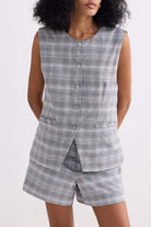 Cotton Tweed Shorts in Grey Closeup