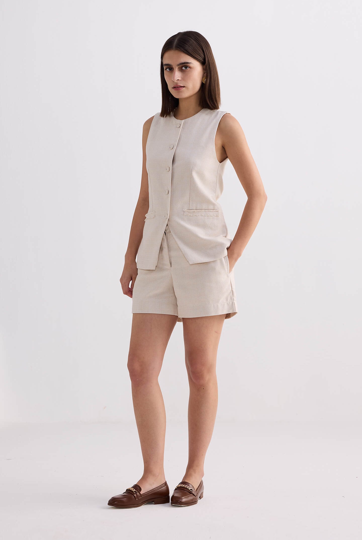 Cotton Tweed Shorts in Cream Side