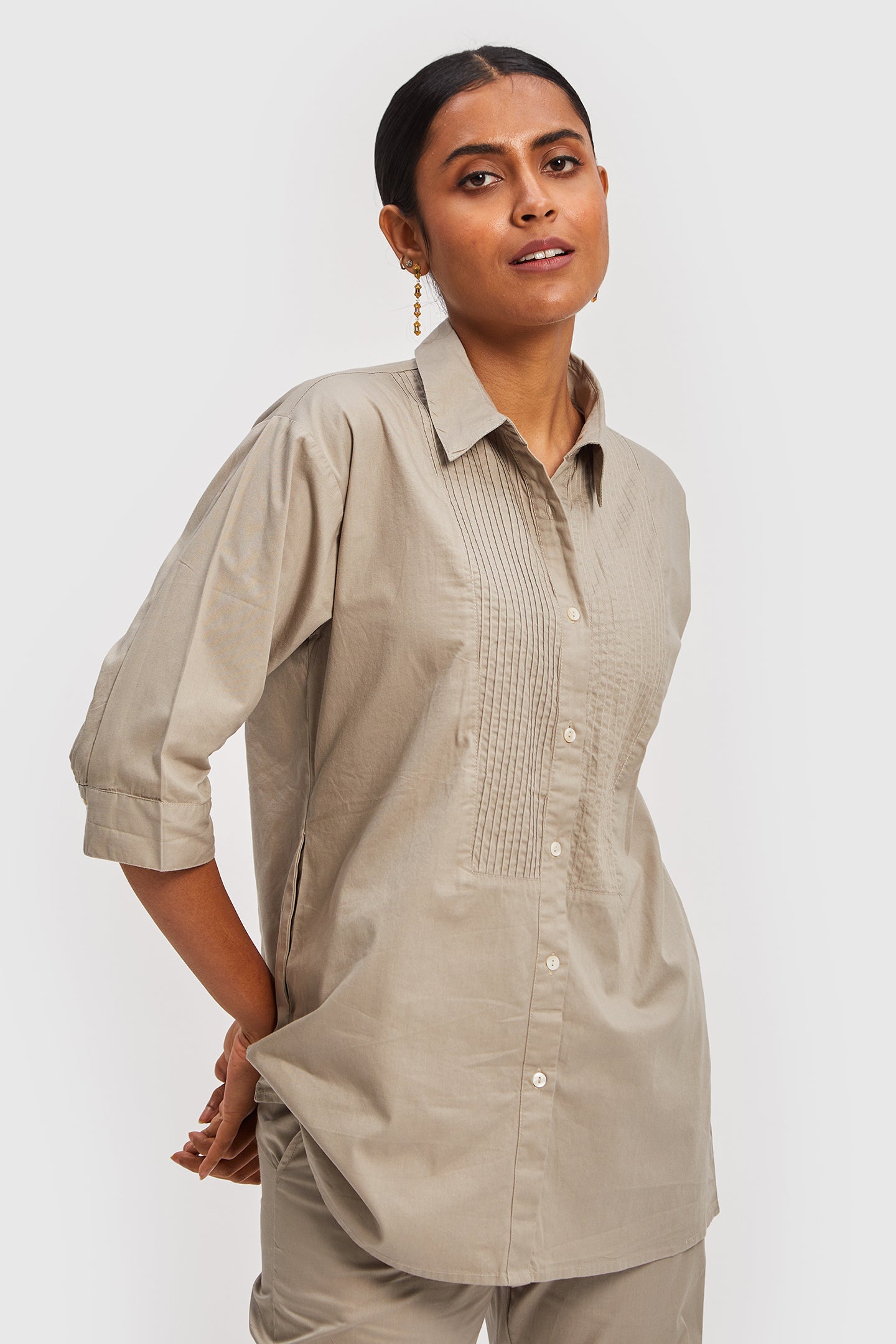 All in One Poplin Ecru Shirt 02