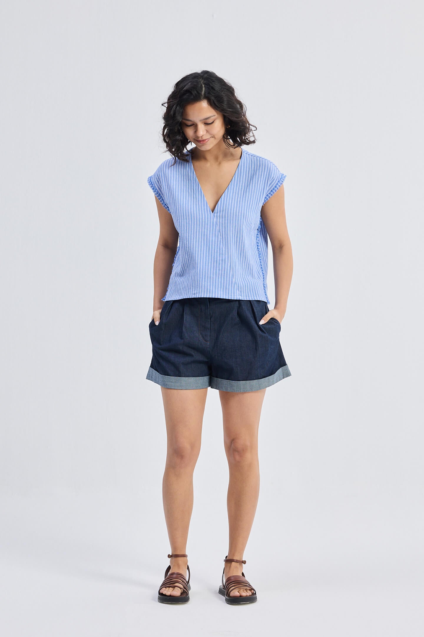 Boxy V-neck Top with Fray Detail Front