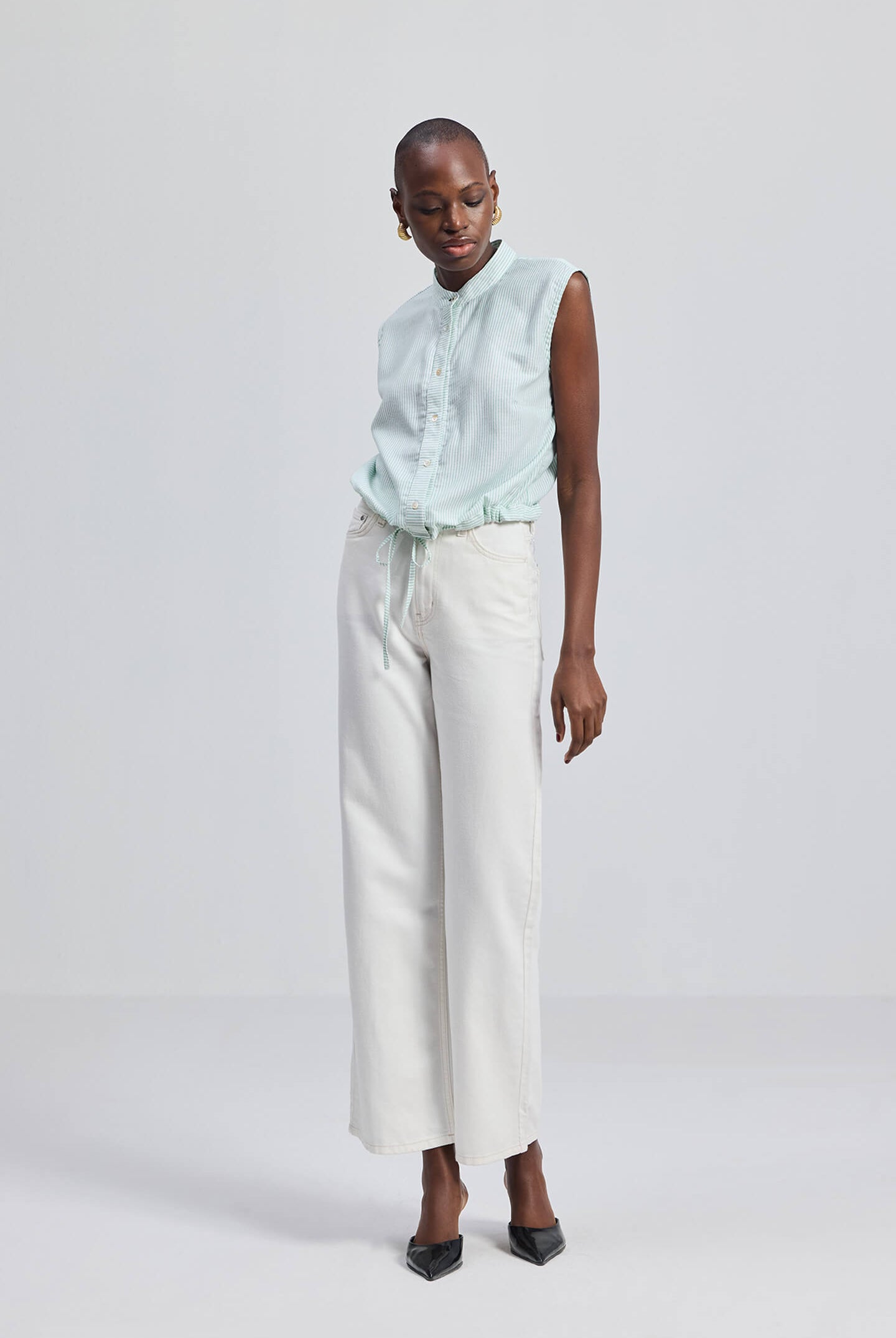 Button-down Shirt with Waist Drawstring in Stripes Front