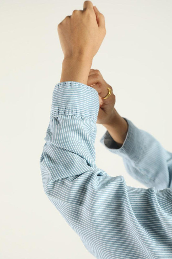 Crop it Like it's Hot Shirt in Blue Denim