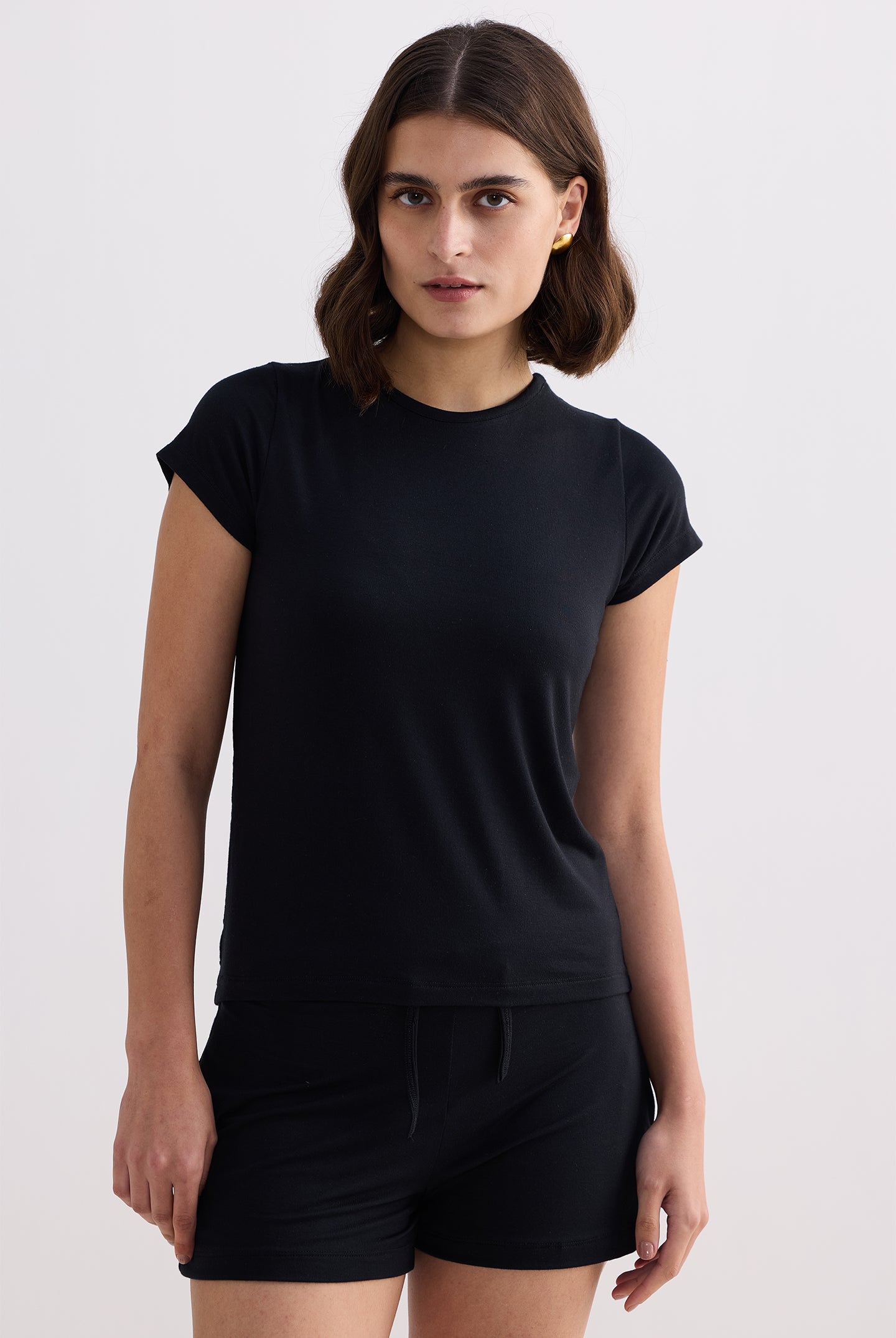 Essential Short Sleeve Tee Set in Black Closeup