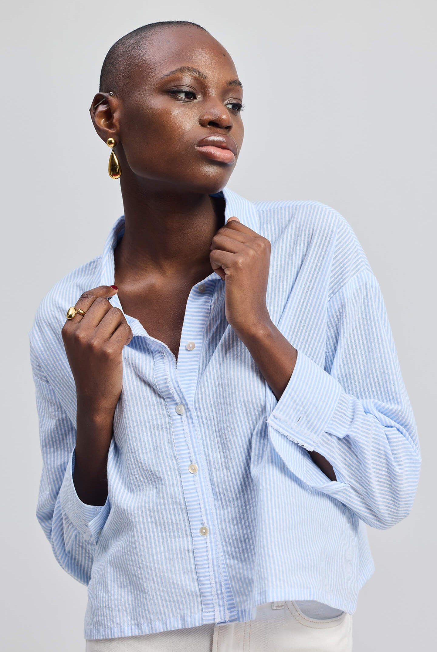 Crop it like it’s Hot Shirt in Stripes Closeup