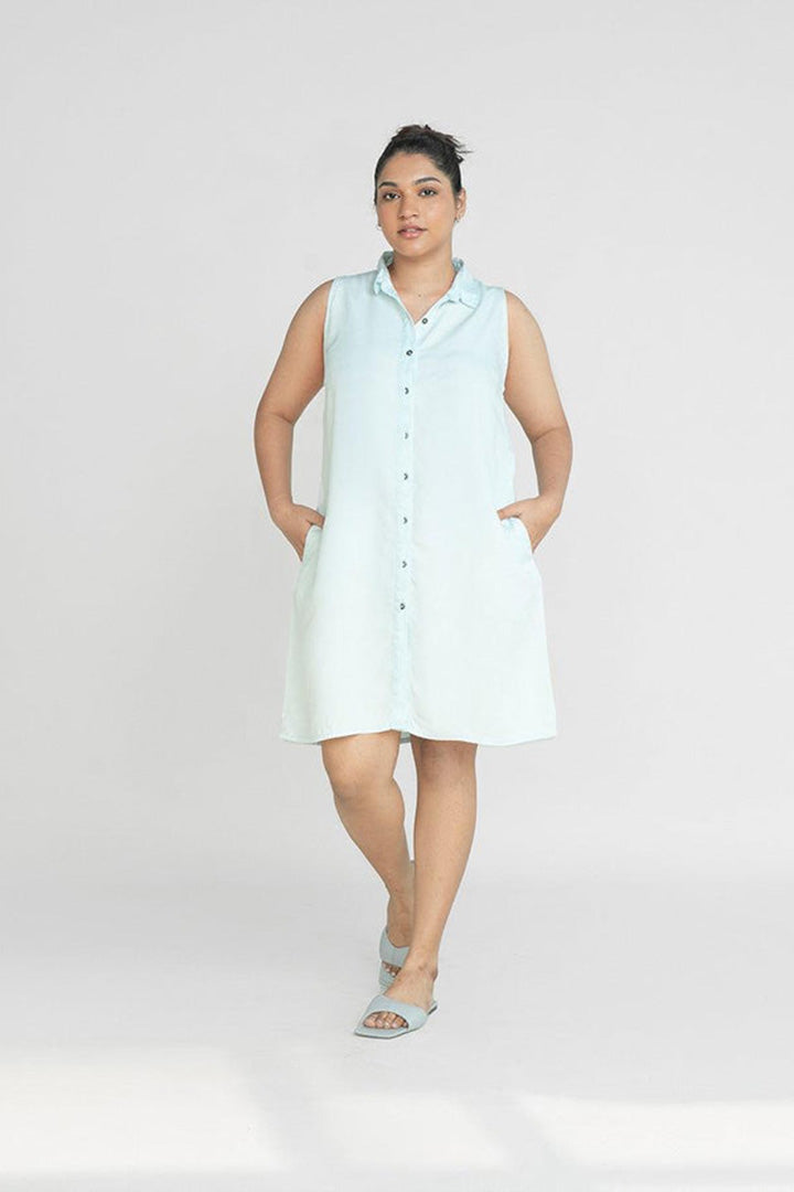 DREAMING-OF-BLUE-SKIES-DRESS-1