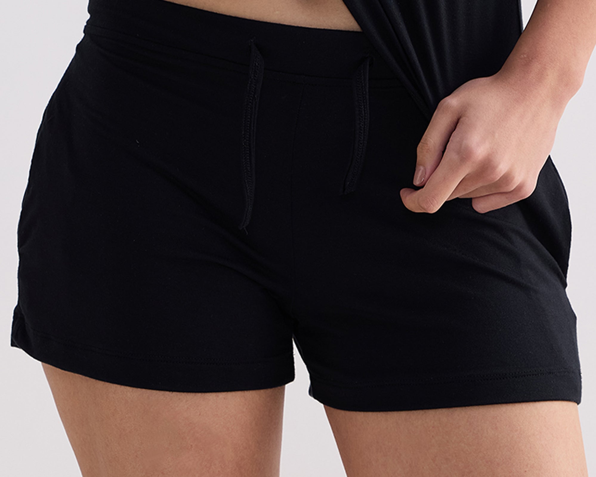 Essential_Knit_Shorts_in_Black-2.jpg