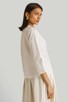 FRONT TWIST WHITE TOP 03
