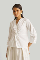 FRONT TWIST WHITE TOP 05