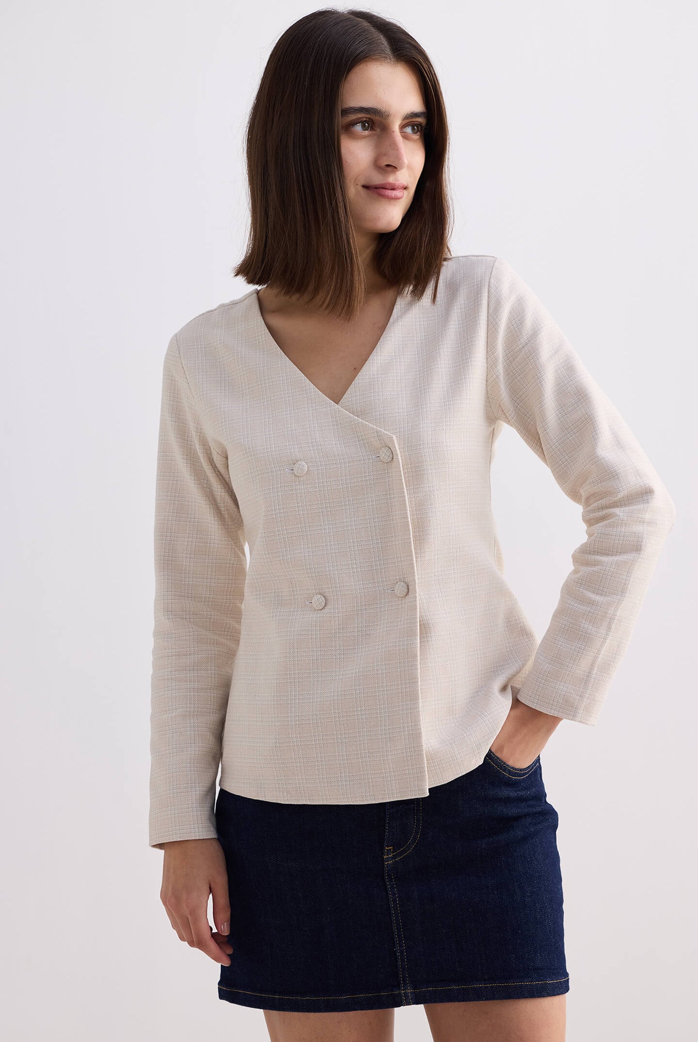 Fitted Cotton Tweed Jacket in Cream Medium Shot