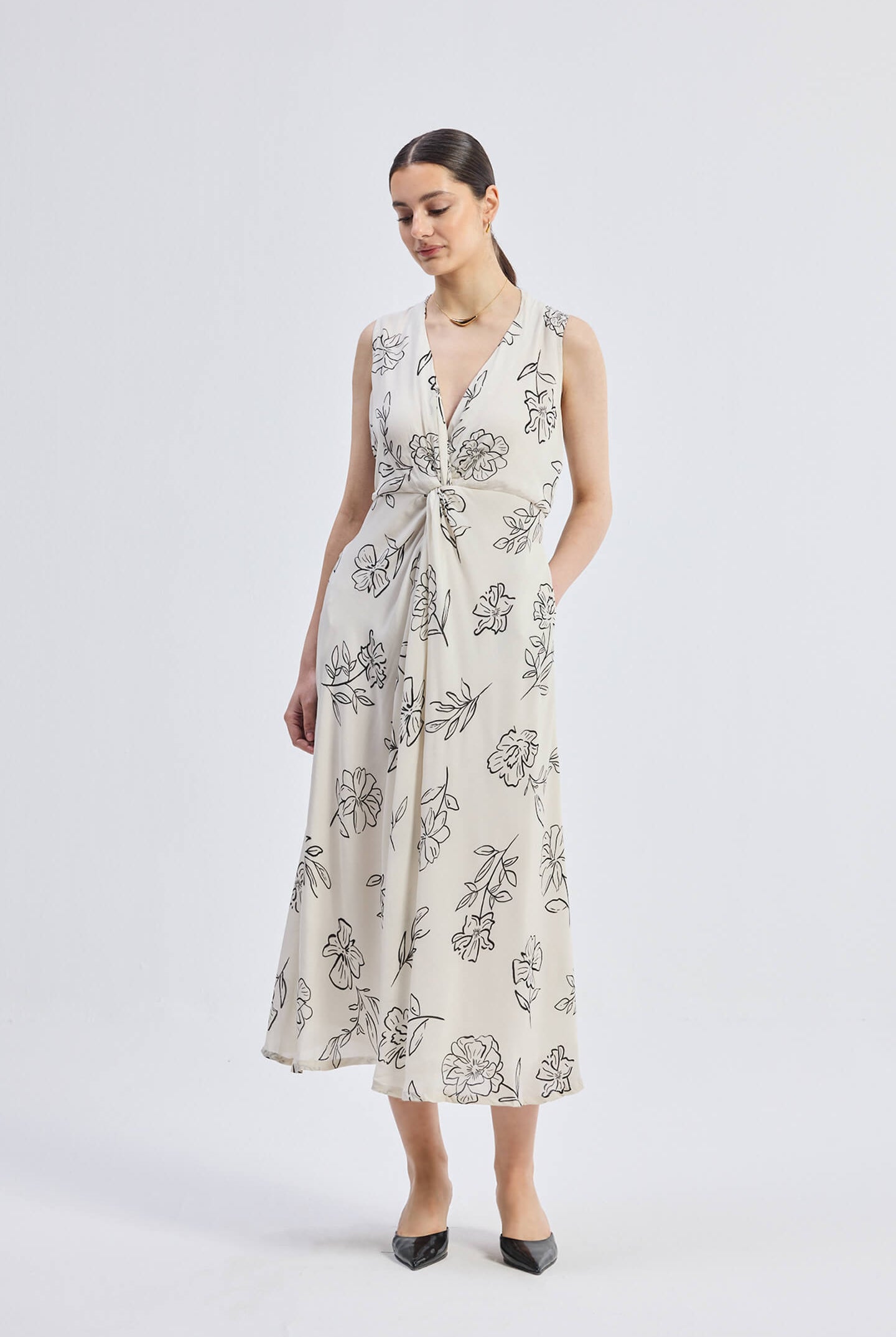 Front Twist Maxi dress in Black Florals Front