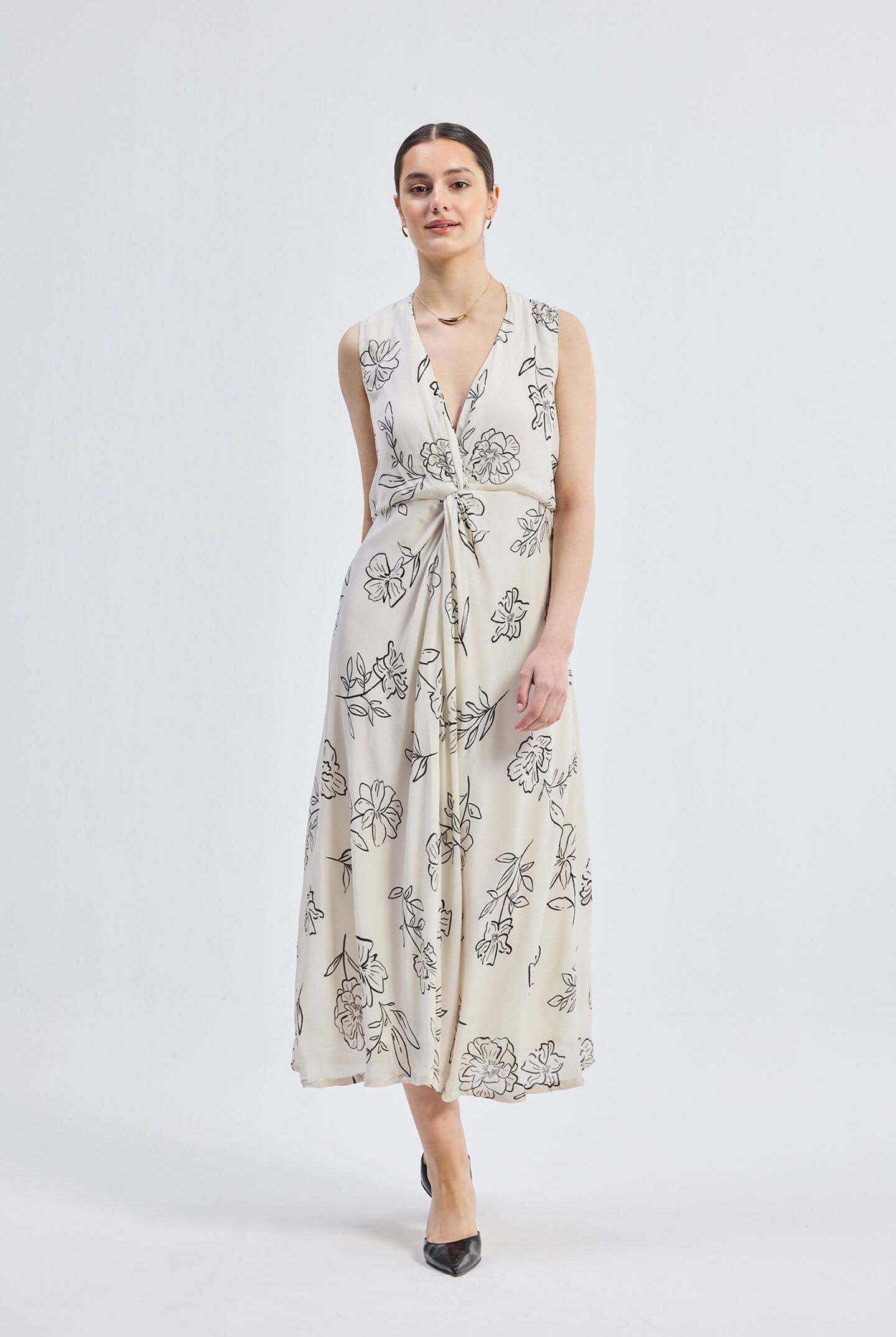 Front Twist Maxi dress in Black Florals Front