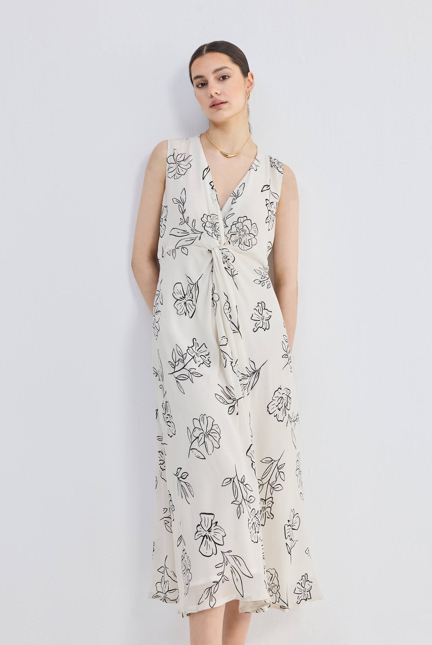 Front Twist Maxi dress in Black Florals Front