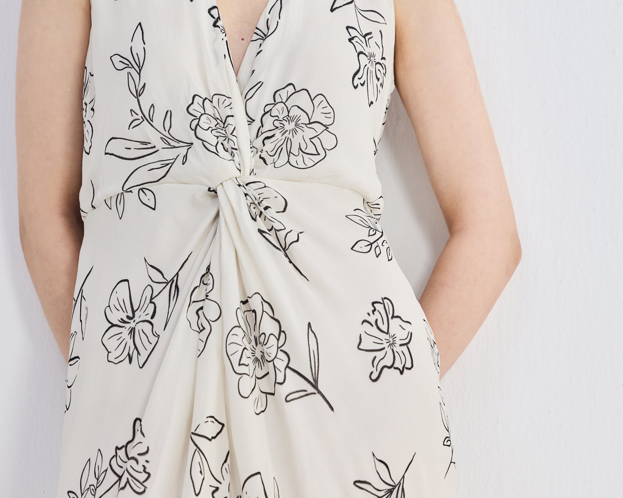 Front_Twist_Maxi_dress_in_Black_Florals.jpg