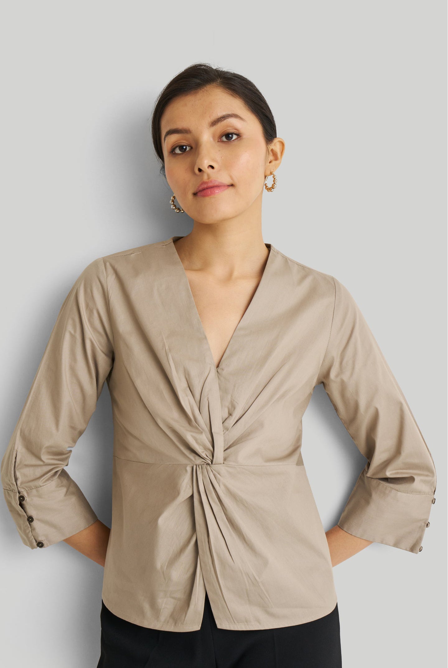 Front Twist Ecru Top 01