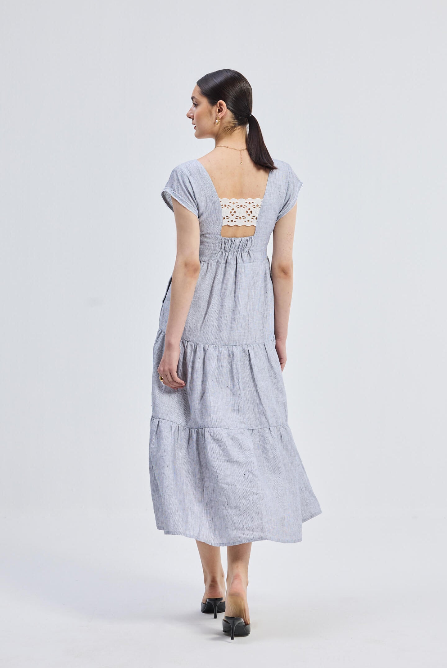Maxi Tired Dress with Front-ties in Linen Stripes Back