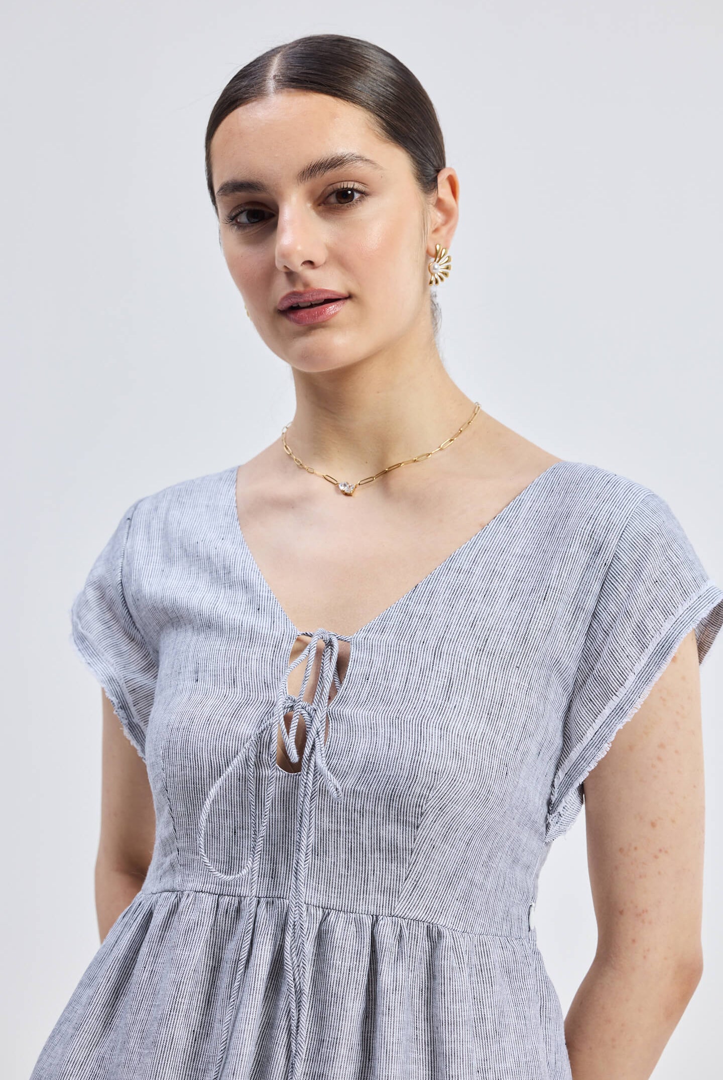 Maxi Tired Dress with Front-ties in Linen Stripes Closeup