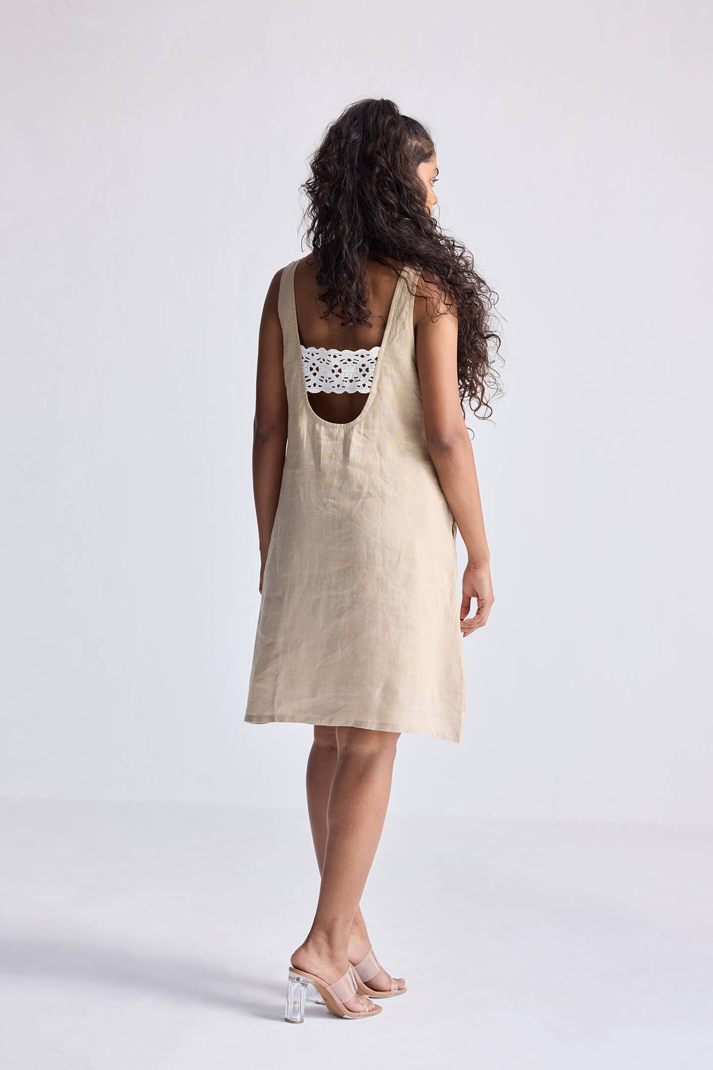 Hemp Short Dress with Back Embroidered Lace Detail Back