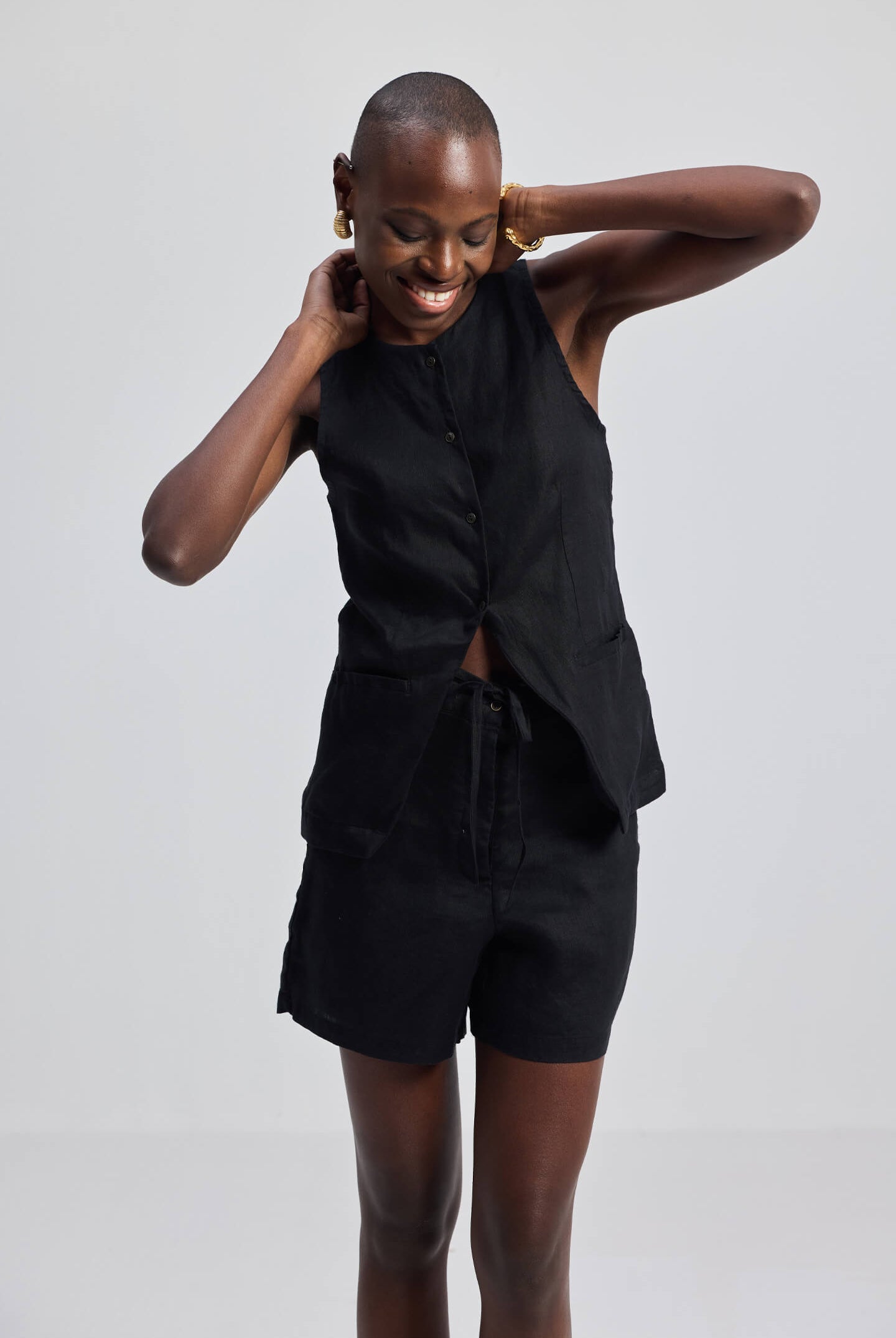 Hemp Vest Jacket in Black Moodshot