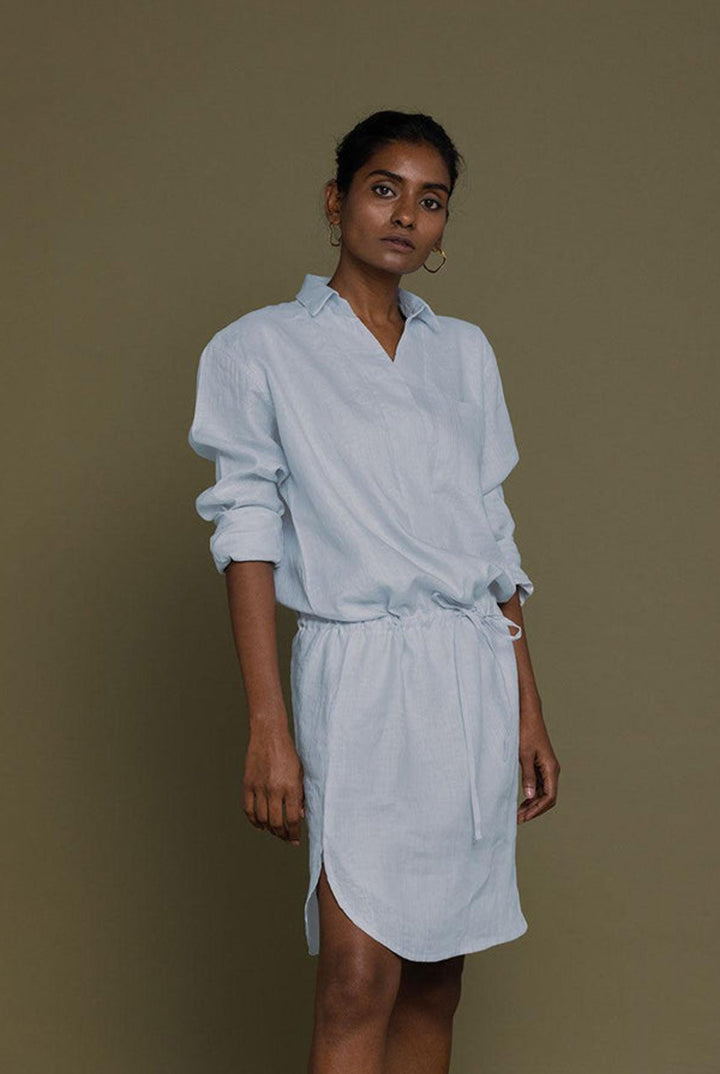 MEET-ME-BY-THE-CLIFF-DRESS-3_88987846-2d8c-40b1-a5c0-81a0214239c4