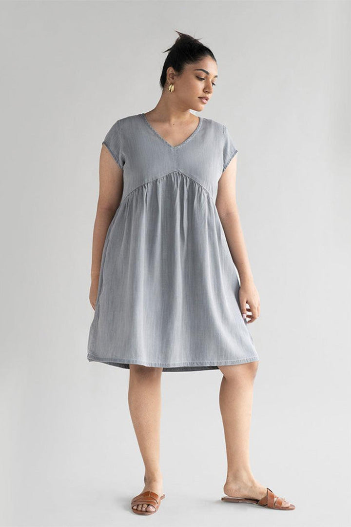 MOVES-LIKE-THE-WIND-DRESS-2