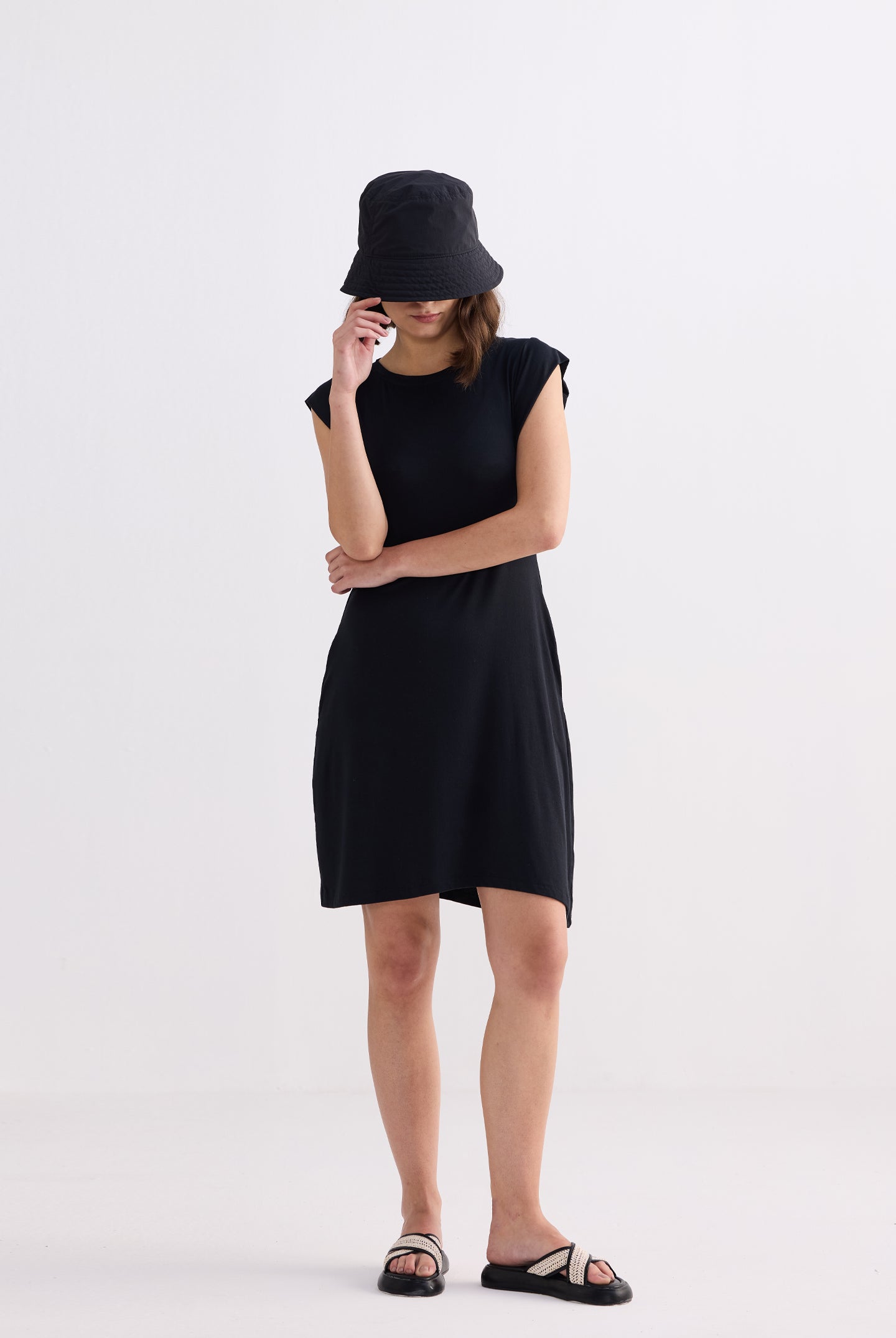 Muscle Tee Short Dress in Black Moodshot