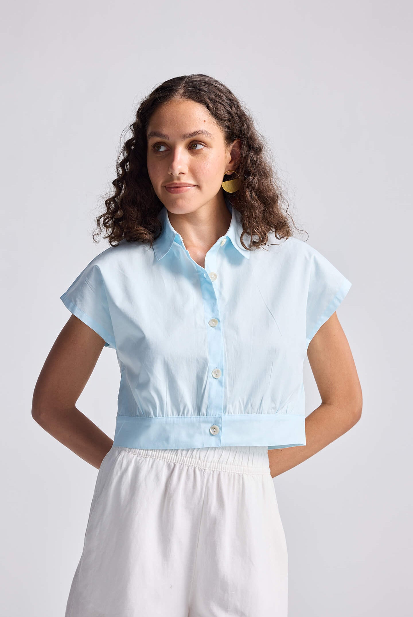 Oversized Crop Shirt in Summer Blue Front
