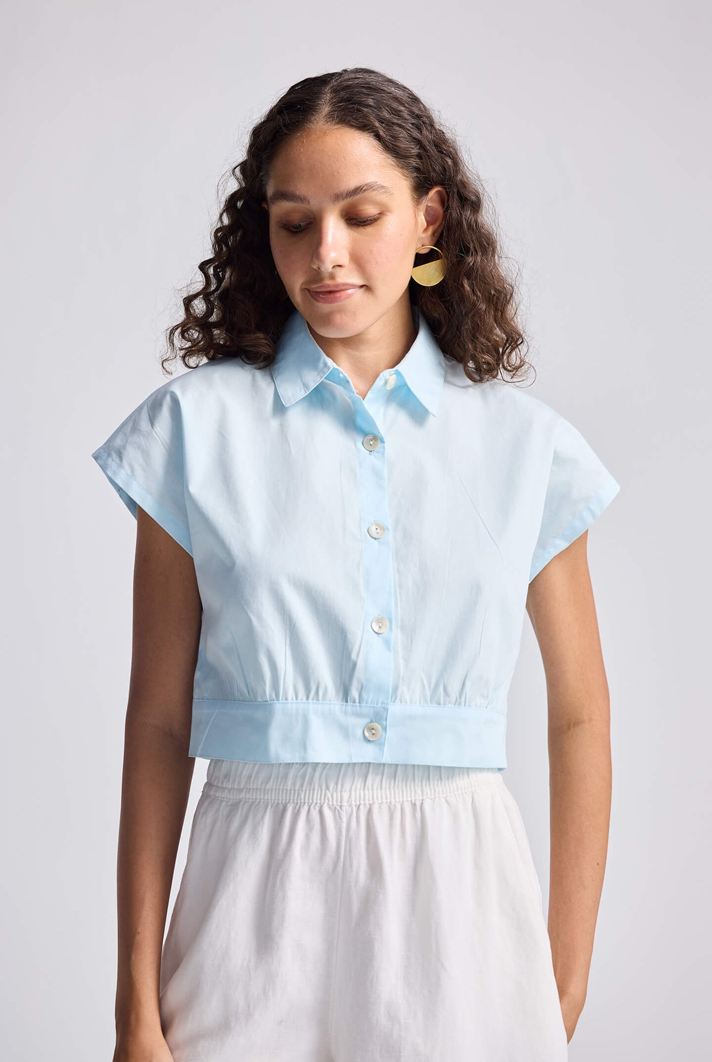 Oversized Crop Shirt in Summer Blue Front