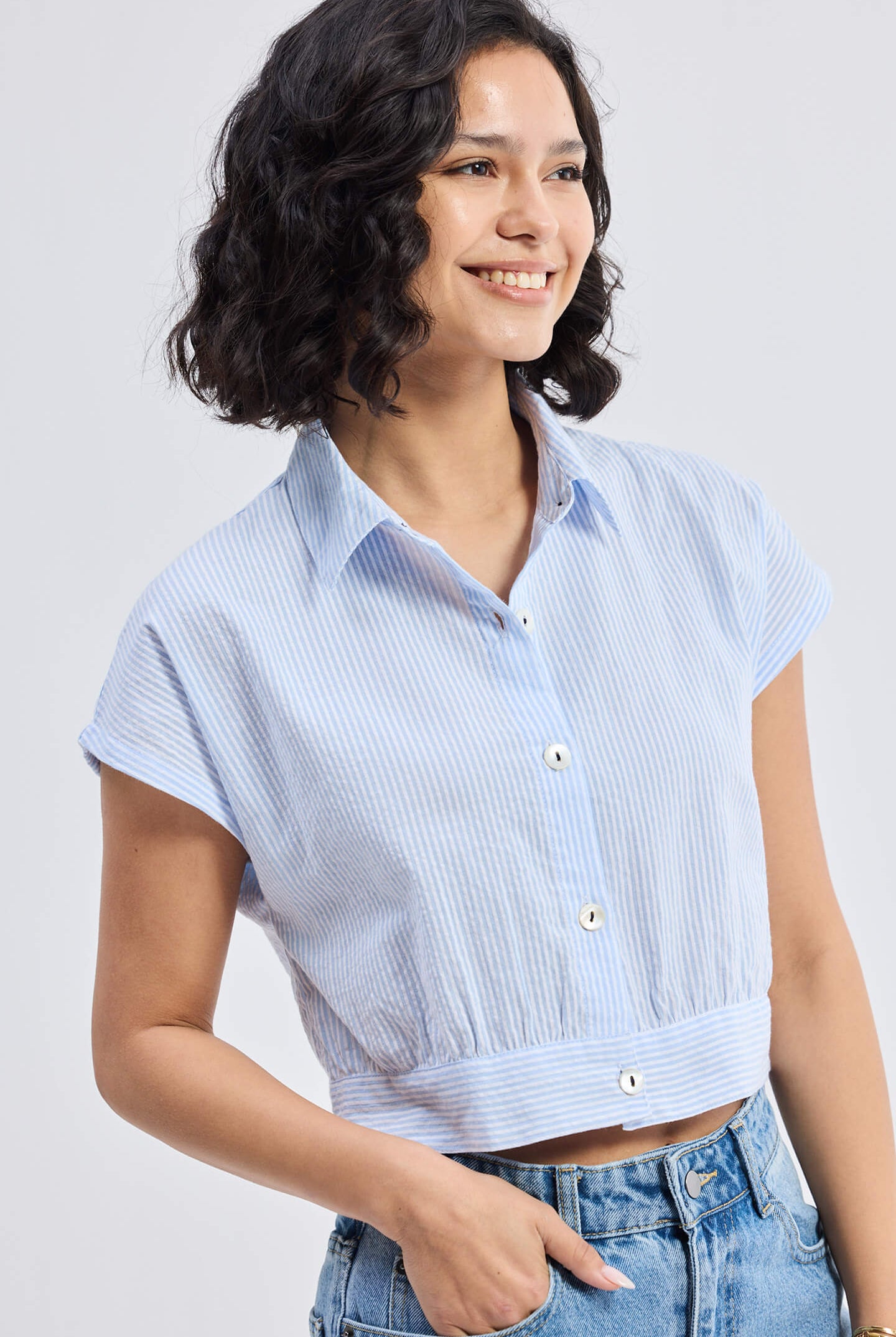 Oversized Crop Shirt in Classic Stripes Moodshot