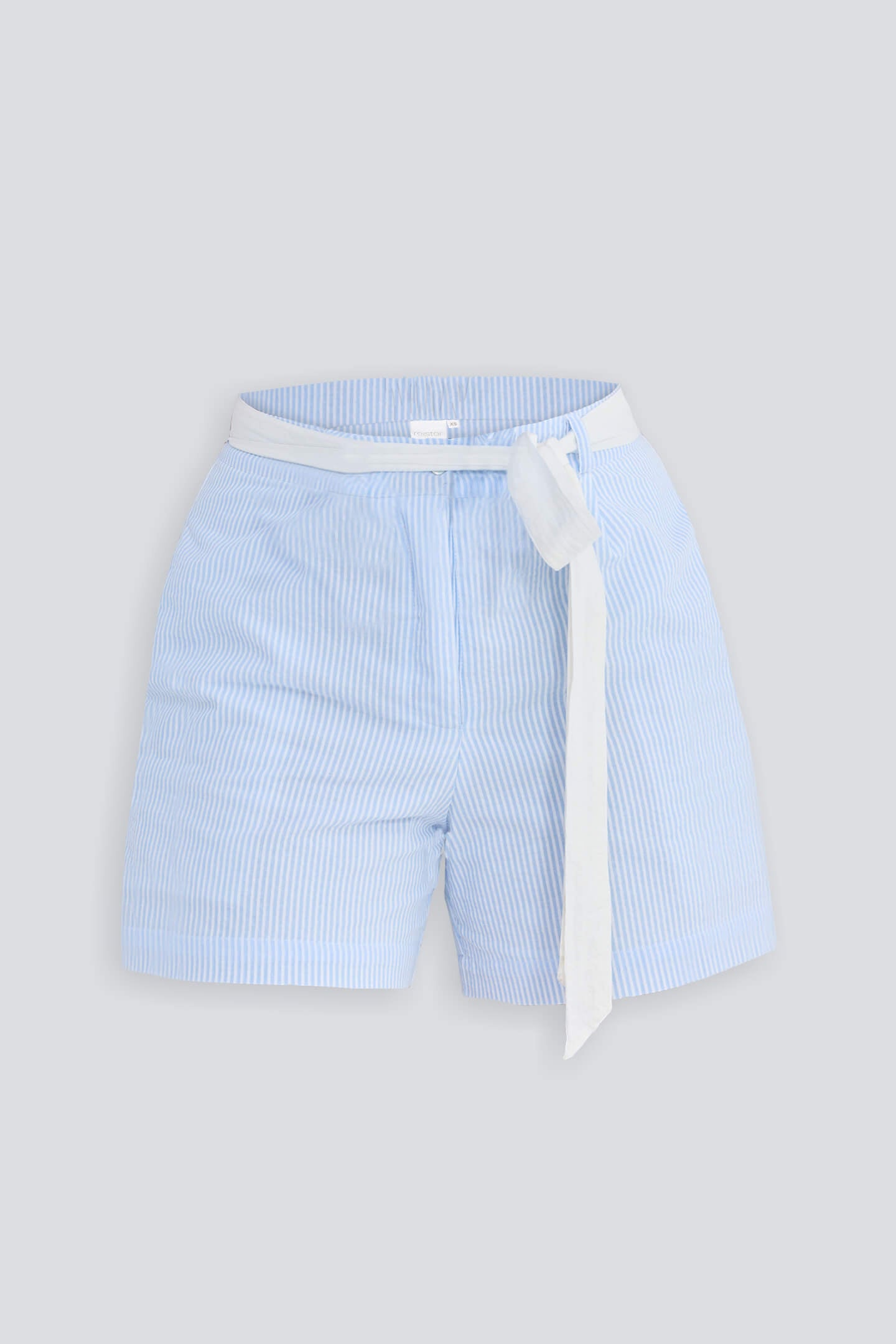 Regular Fit Shorts in Stripes Flat Lay