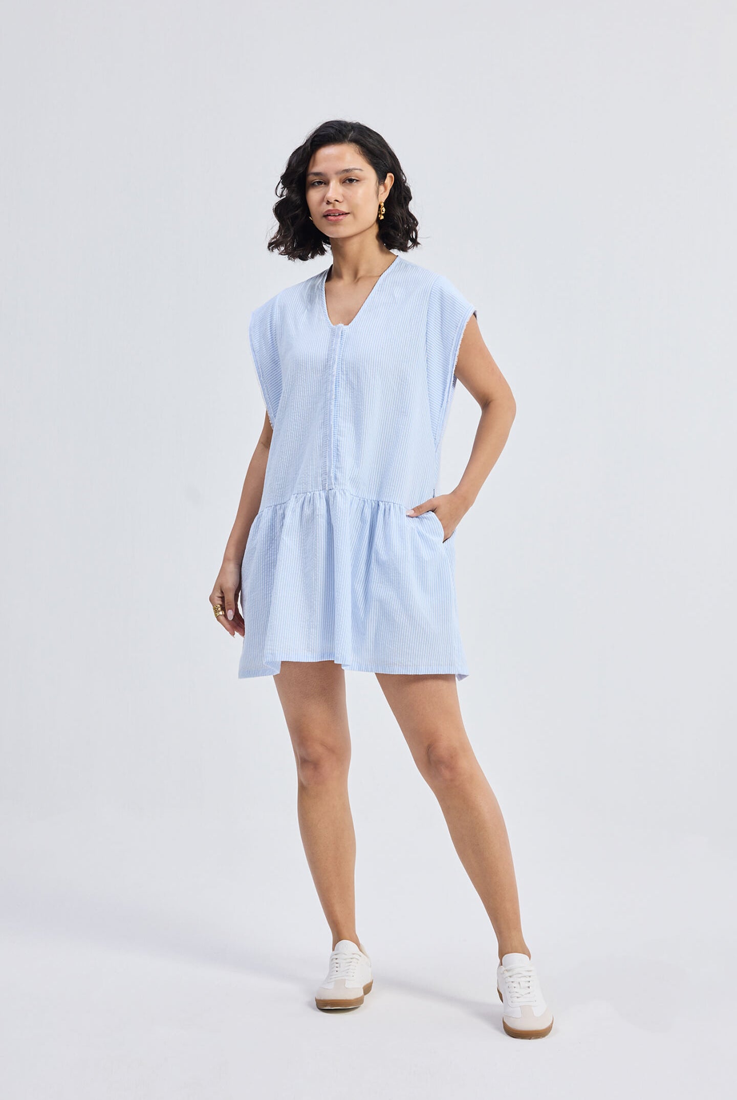 Oversized V neck Short Dress with Frayed Sleeves Front
