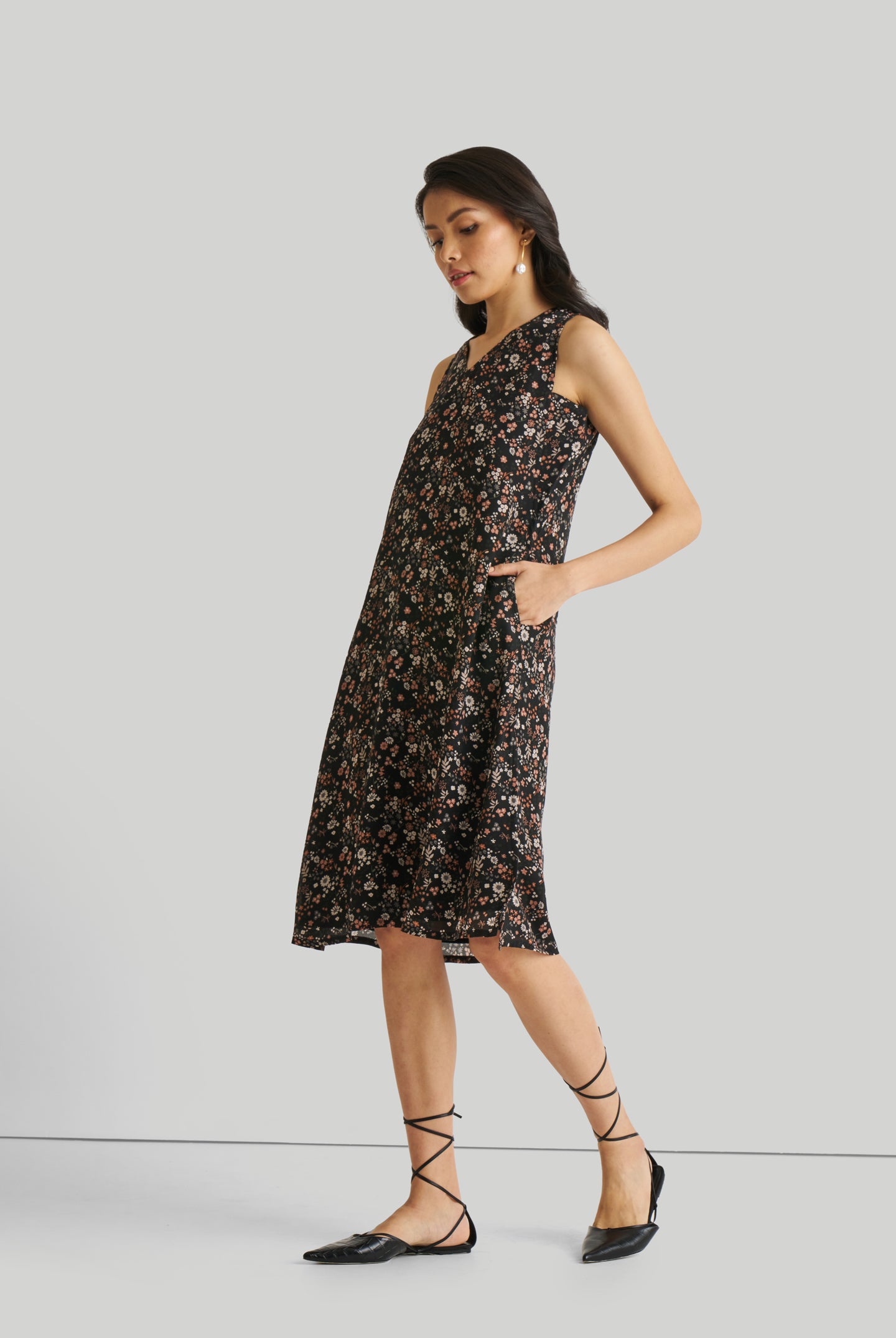Reading Tea Leaves Dress in Black Florals