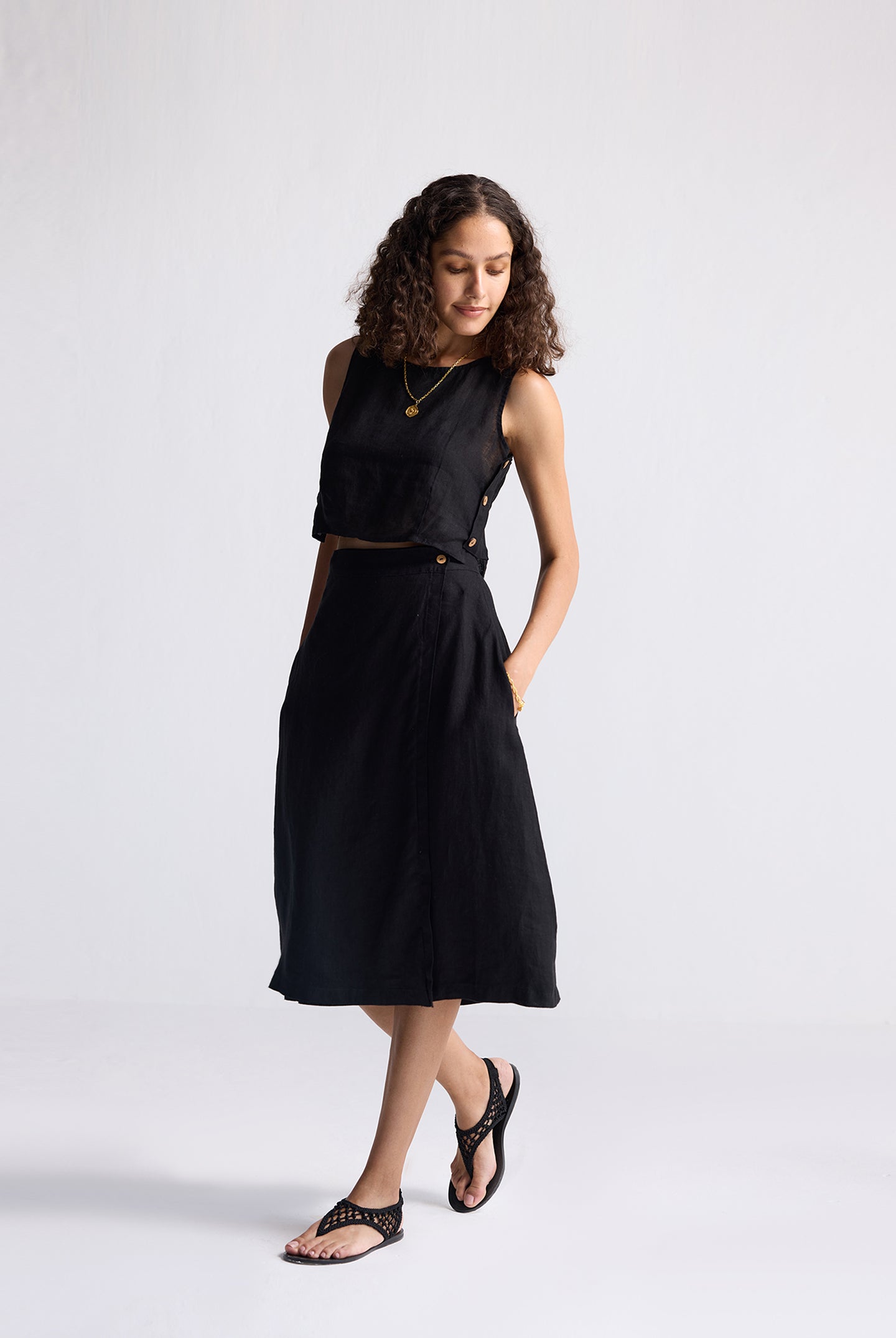 Boxy Crop Top in Black Long Shot