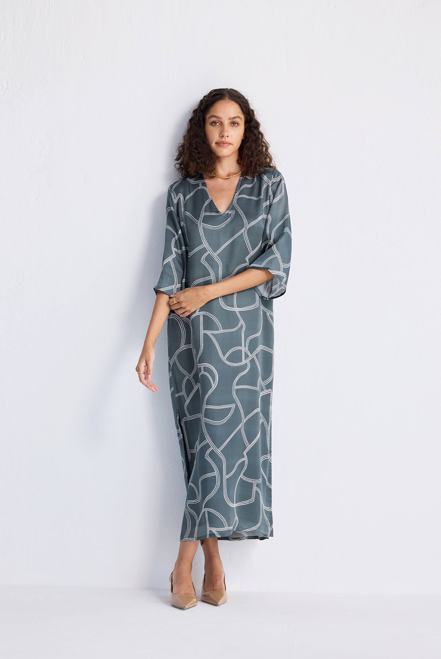 Maxi Dress with Side Slits in Abstract Stripes Long Short