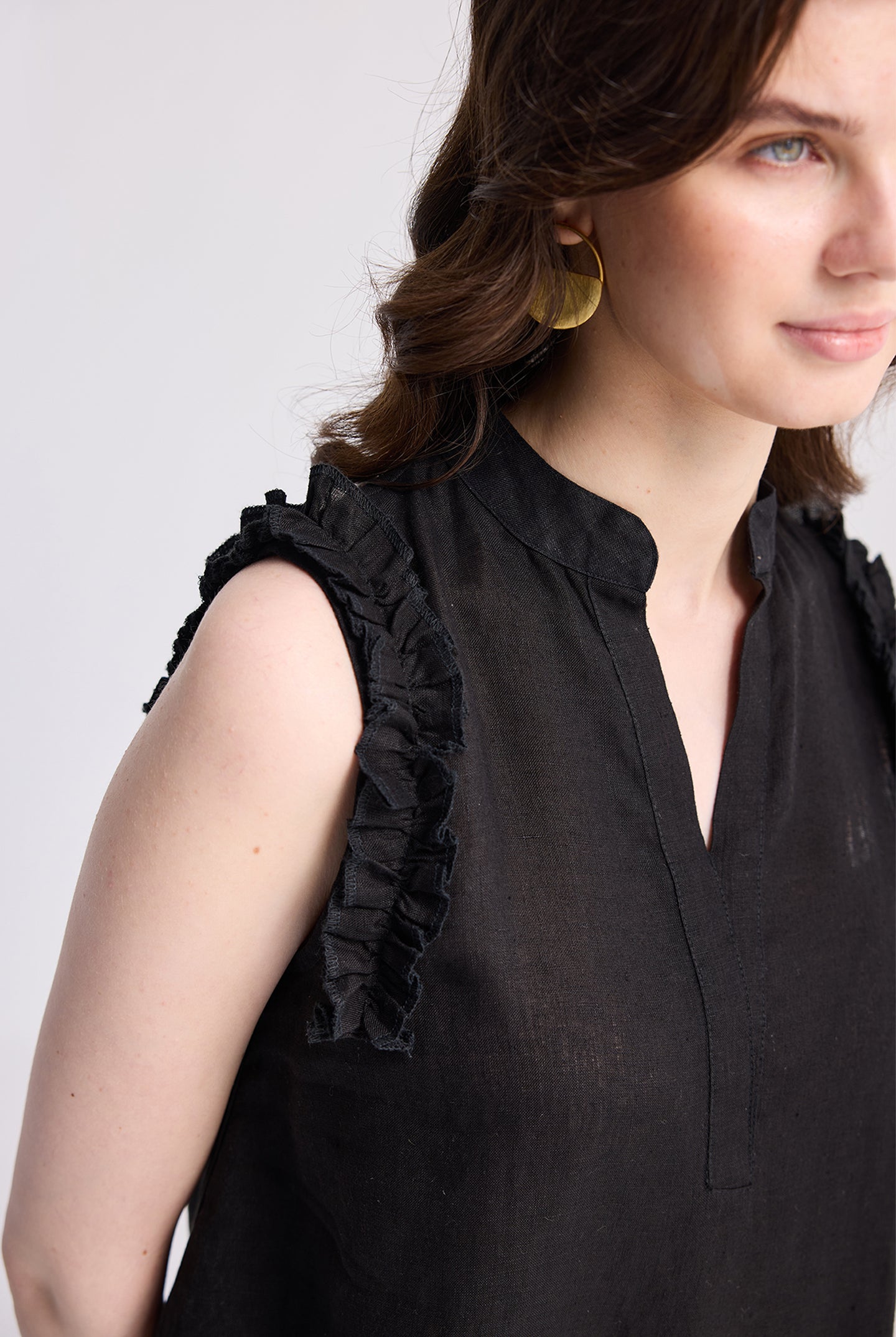 Sleeveless Hemp Top with Ruffles in Black Closeup