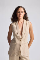 Sleeveless Hemp Jacket Front