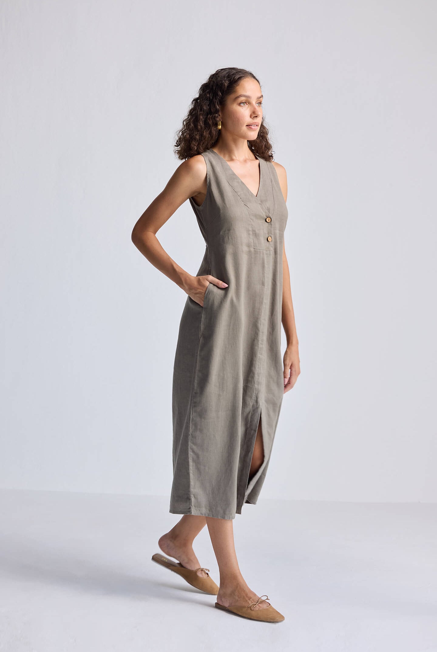 Straight Dress with Front Slit in Dark Green Hemp Side