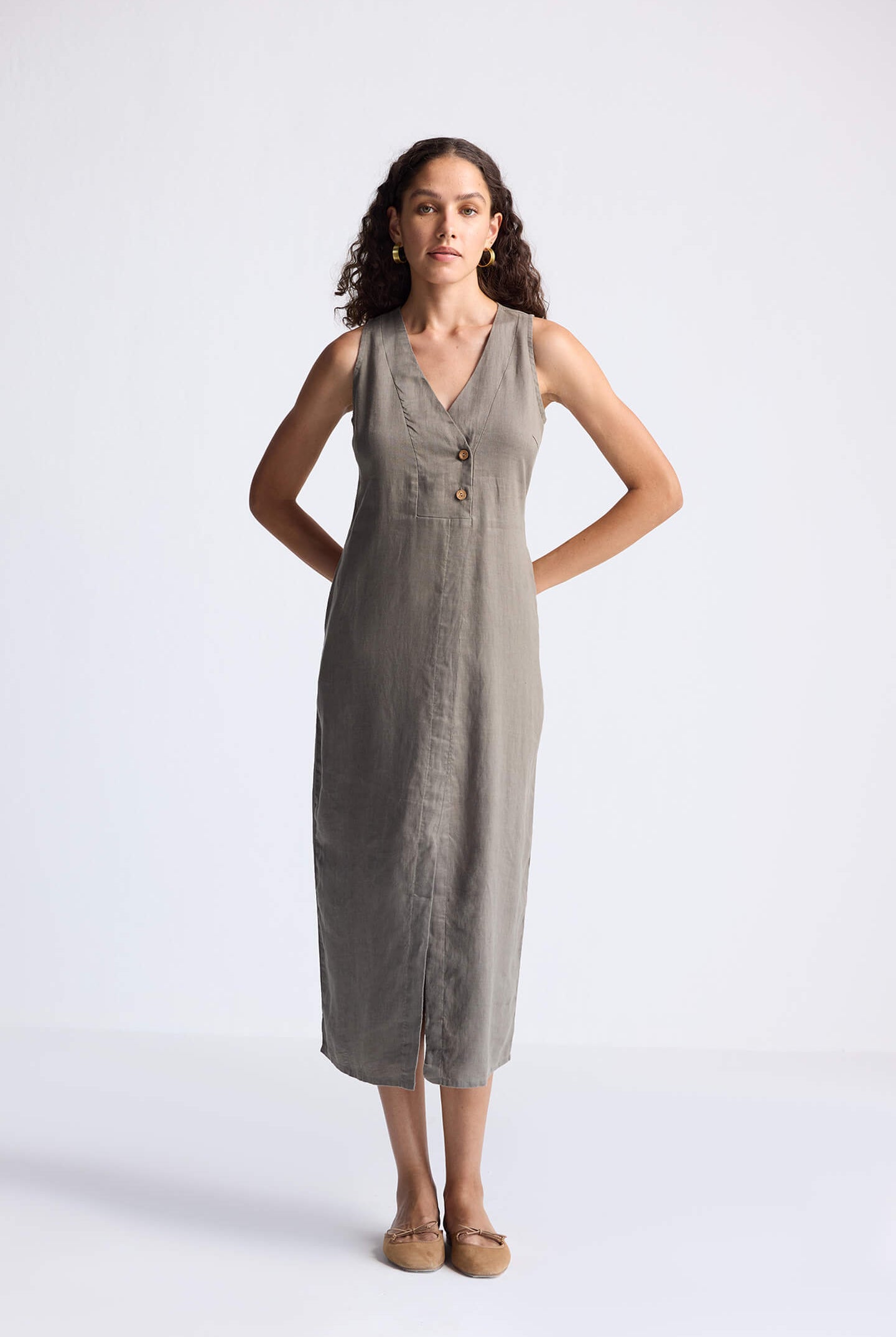Straight Dress with Front Slit in Dark Green Hemp Moodshot