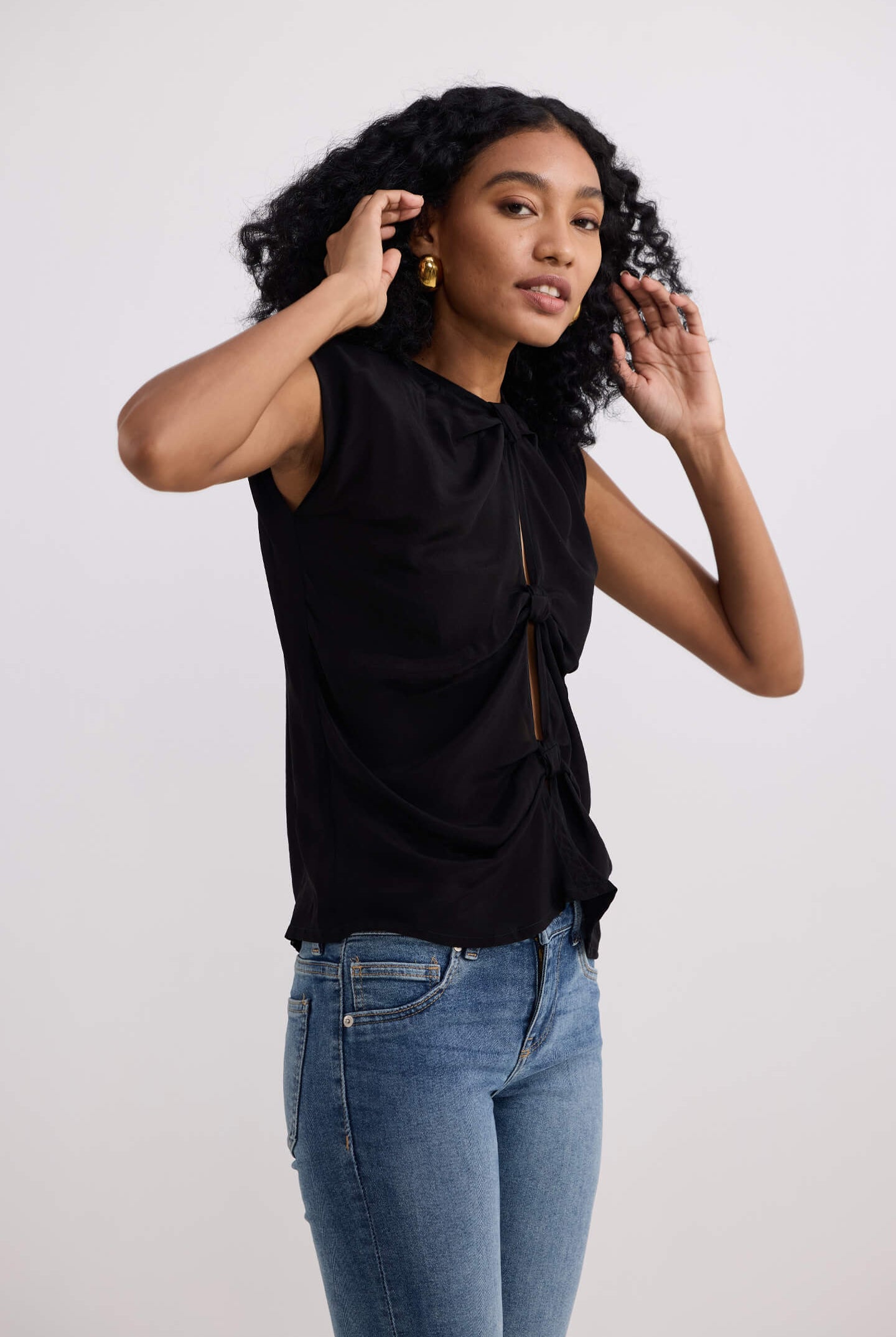 The Knot-so-Basic Top in Black Moodshot