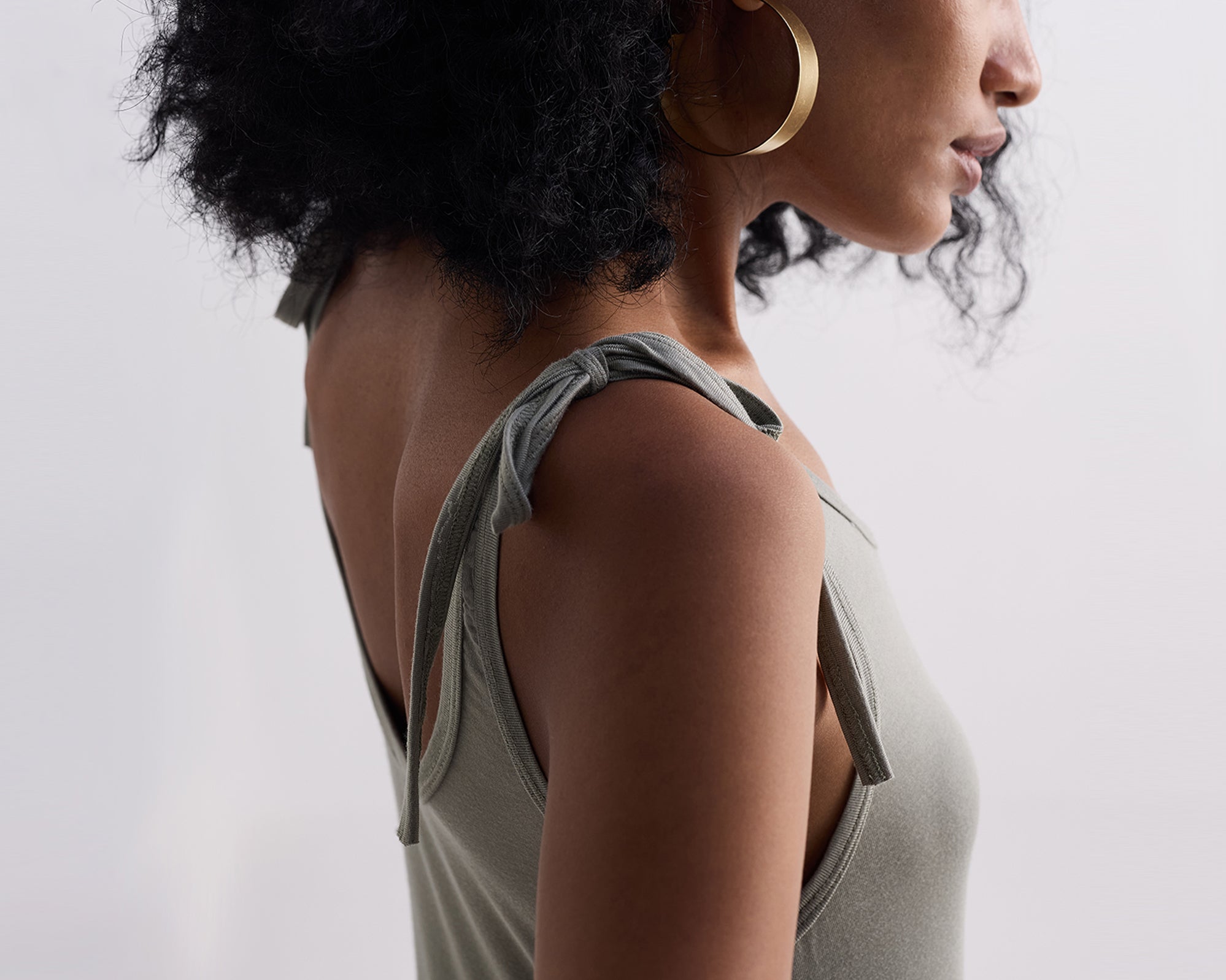 Tie-Detail_Maxi_Dress_in_Light_Olive-02.jpg