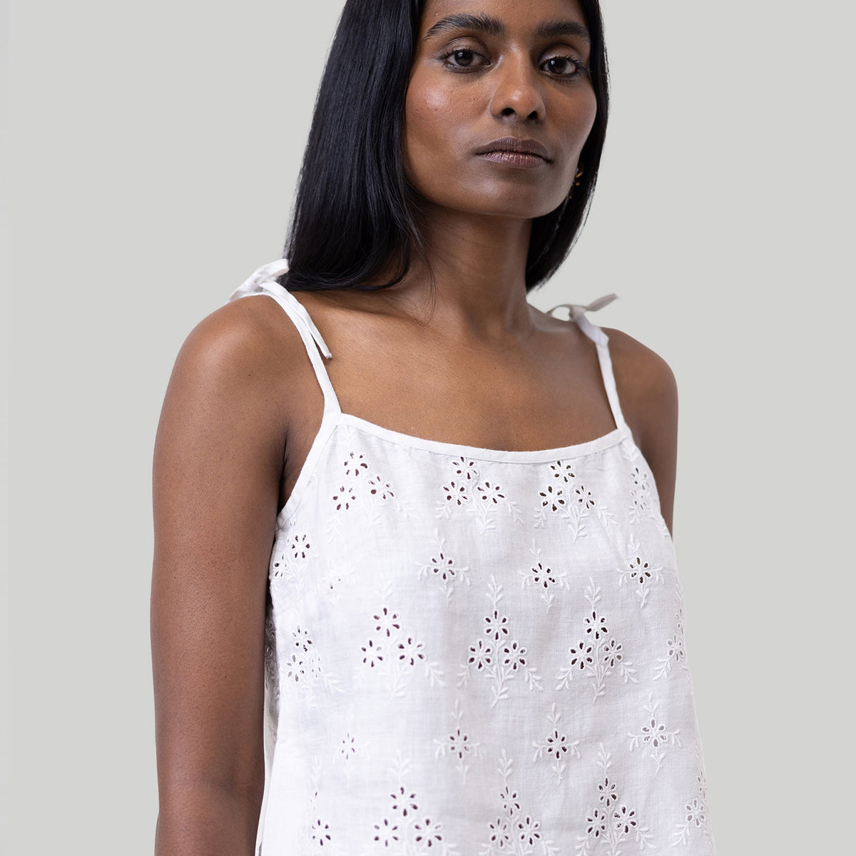 Tie-up Camisole in White Embroidery – Reistor