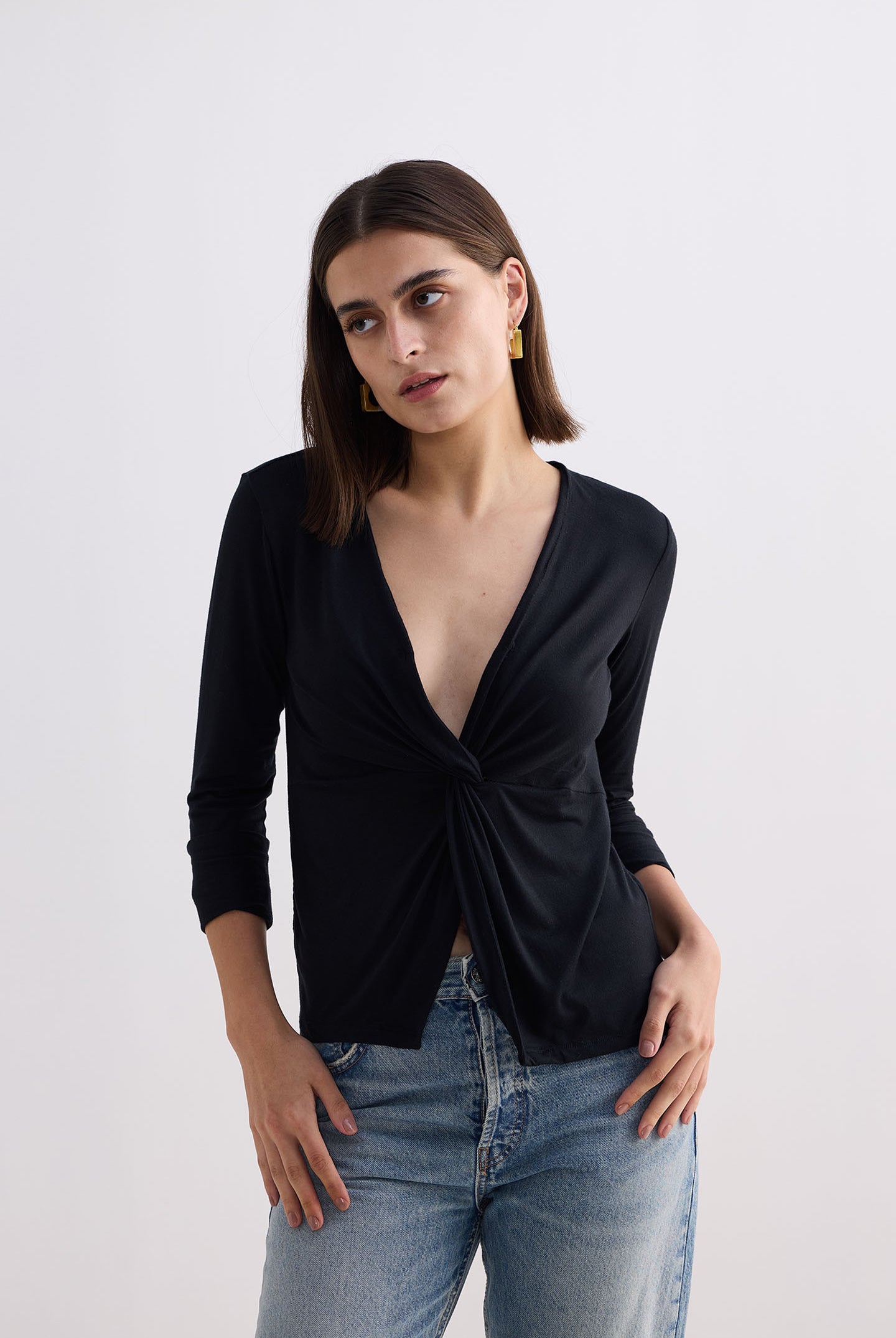 Twist Front Knit Shirt in Black Front