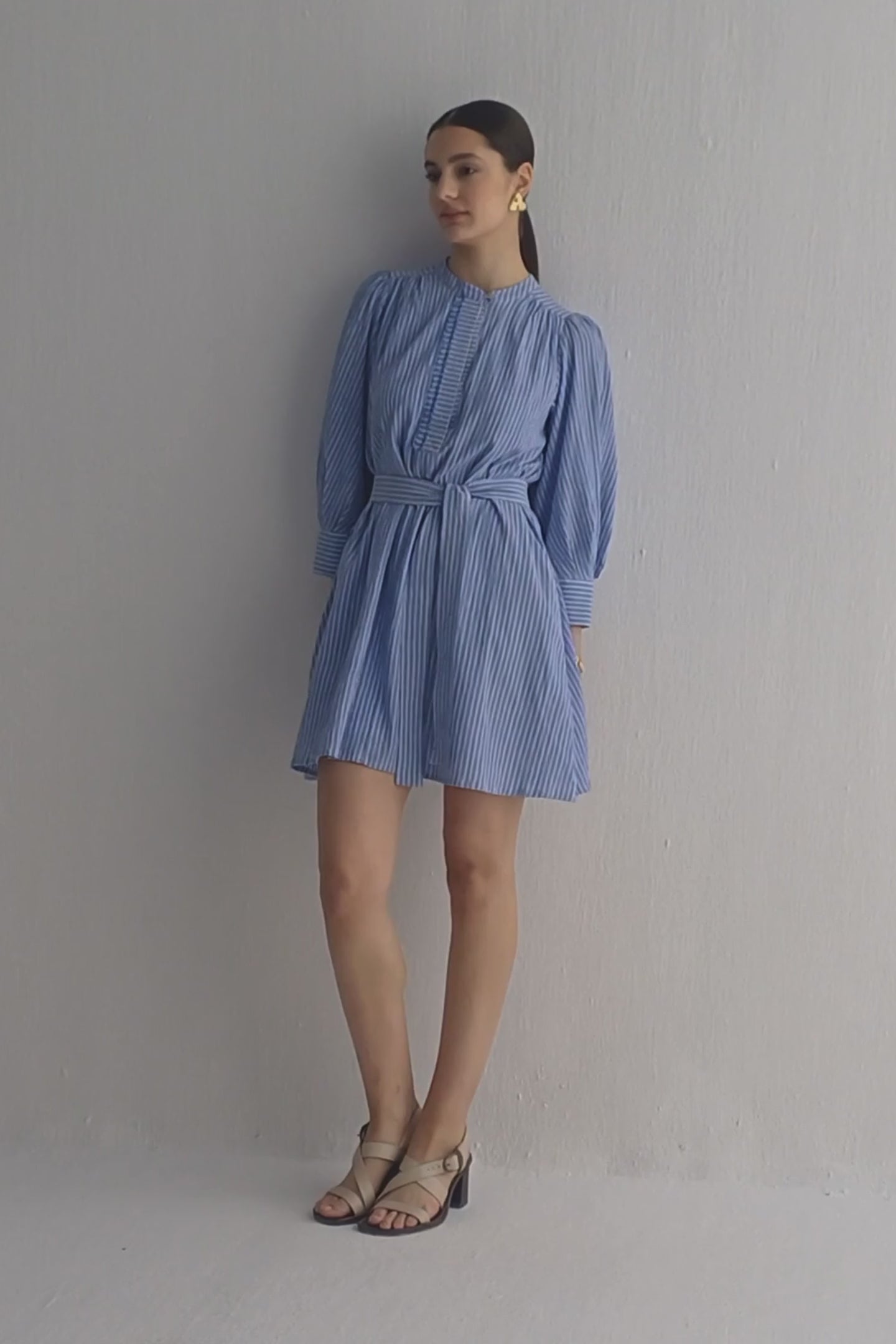 Oversized Tunic Dress with Optional Belt Moodshot Video