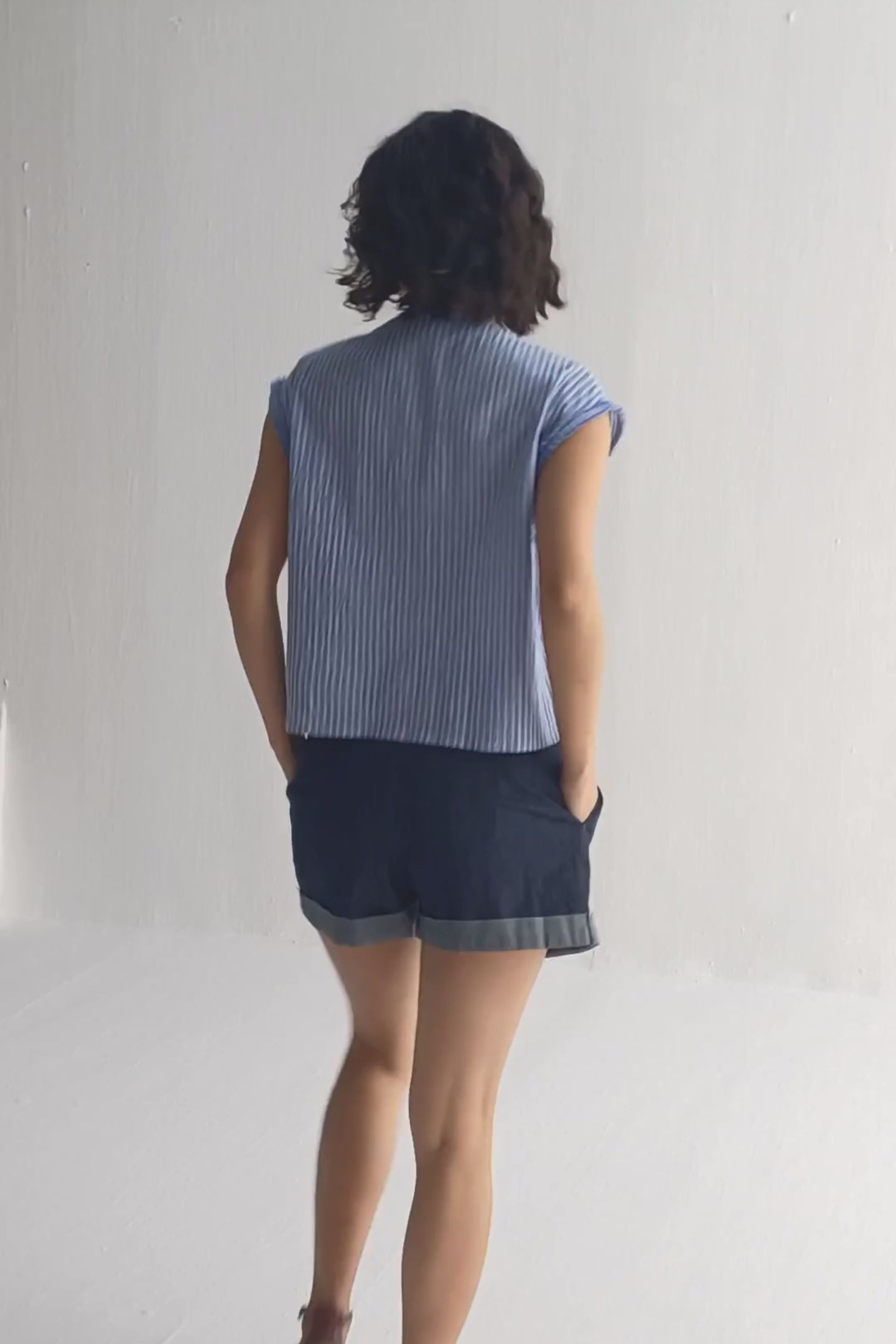 Boxy V-neck Top with Fray Detail Moodshot Video