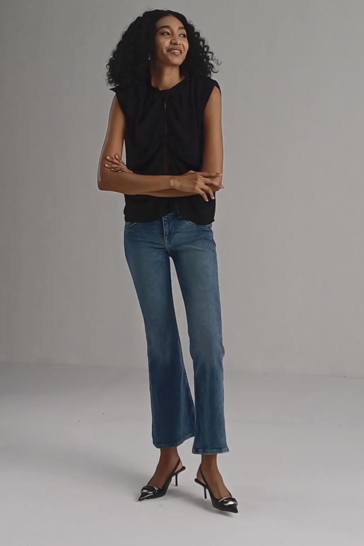 The Knot-so-Basic Top in Black Moodshot Video
