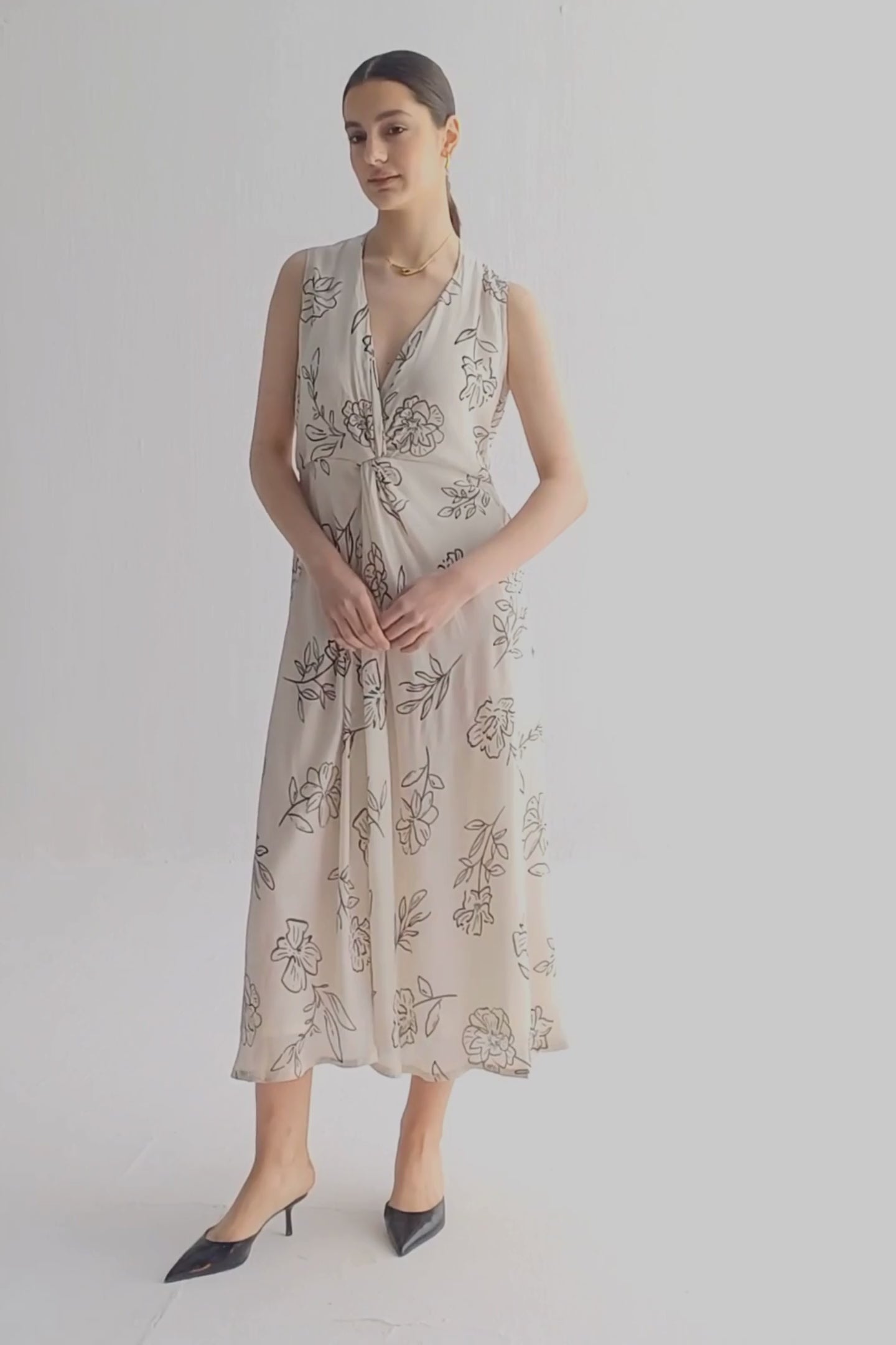 Front Twist Maxi dress in Black Florals Moodshot Video