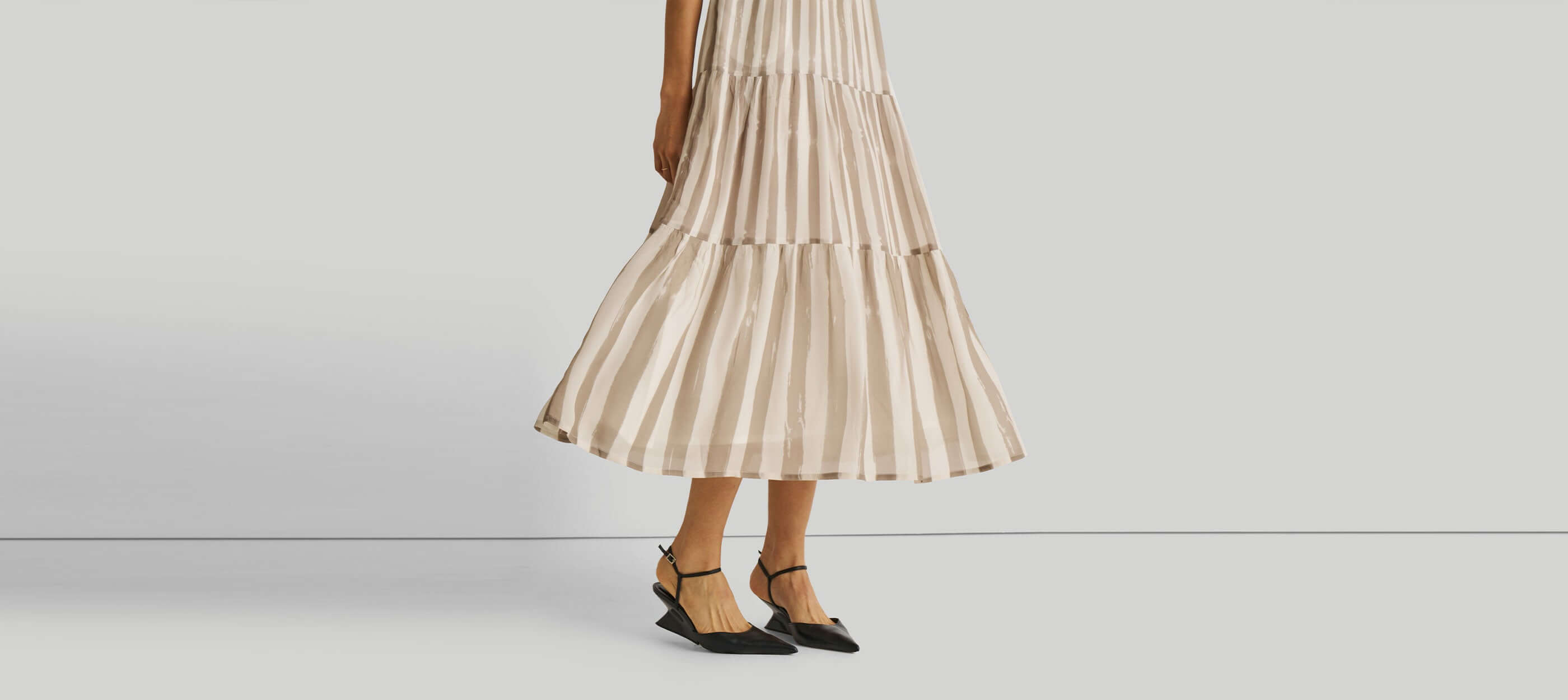 Crèpe Satin Midi Dress in Vintage Bouquet Crèpe Satin Midi Dress in Vintage Bouquet