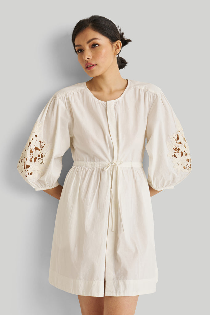 Shirt White Dress with Balloon Sleeves 02
