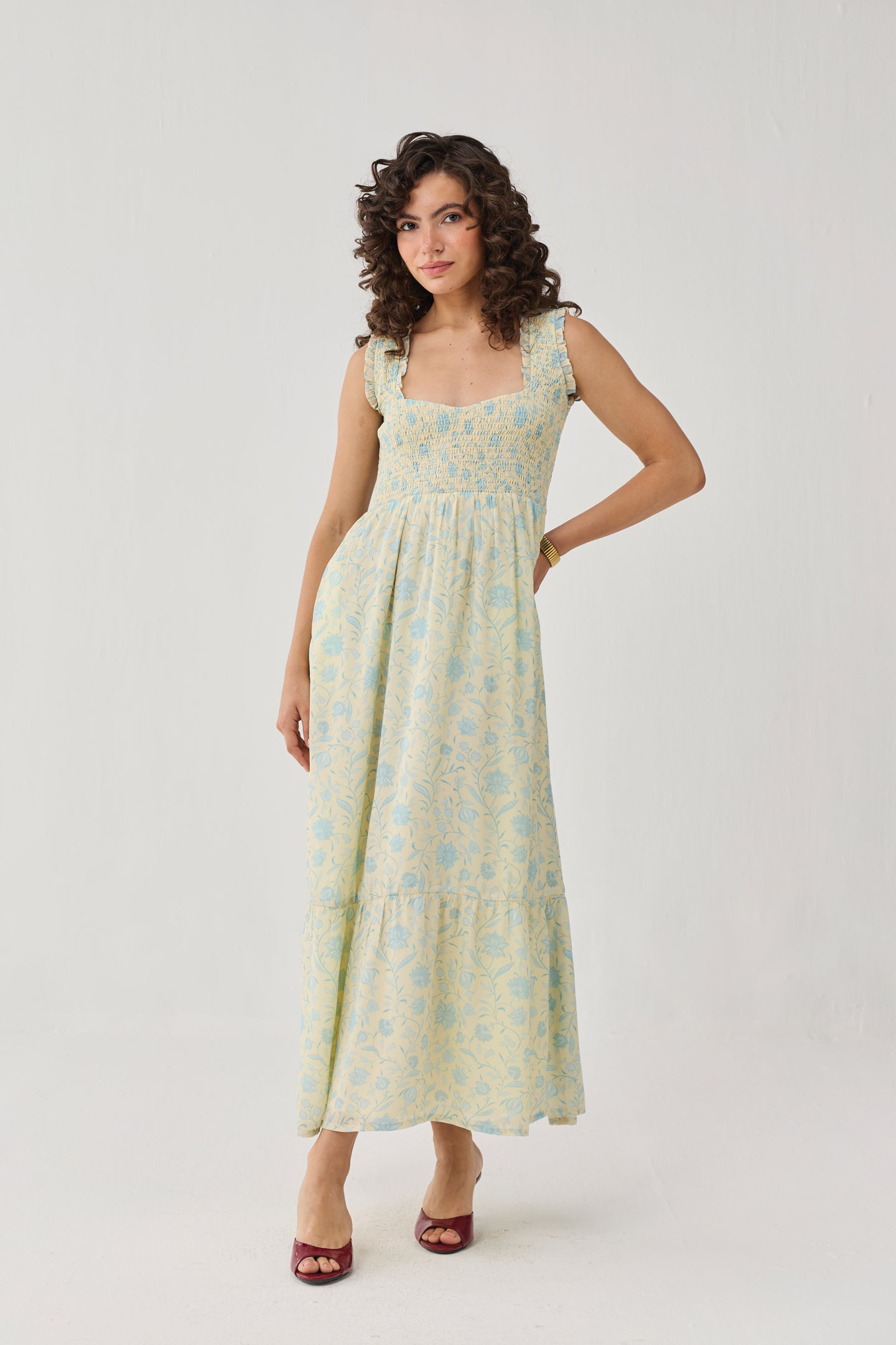 Smocked Maxi Dress in Bemberg Crepe for Women — Reistor Butter Bloom / XS