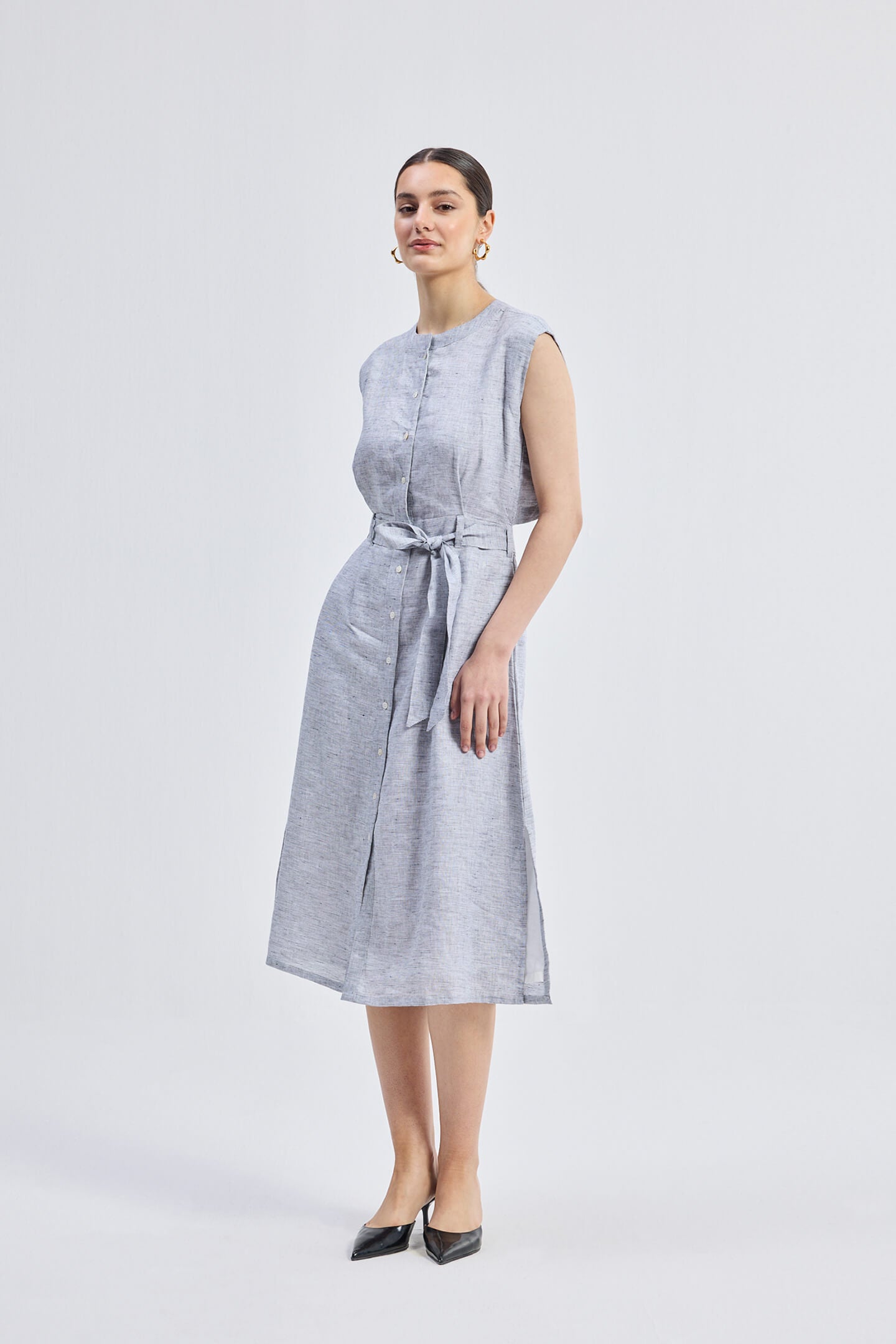 Back Cut Out Linen Dress Pin striped Linen / M Back Cut Out Linen Dress Pin striped Linen / M