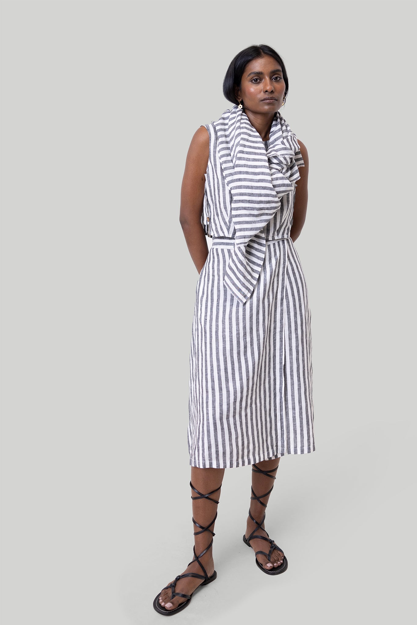 Overlap Midi Stripped Skirt 01
